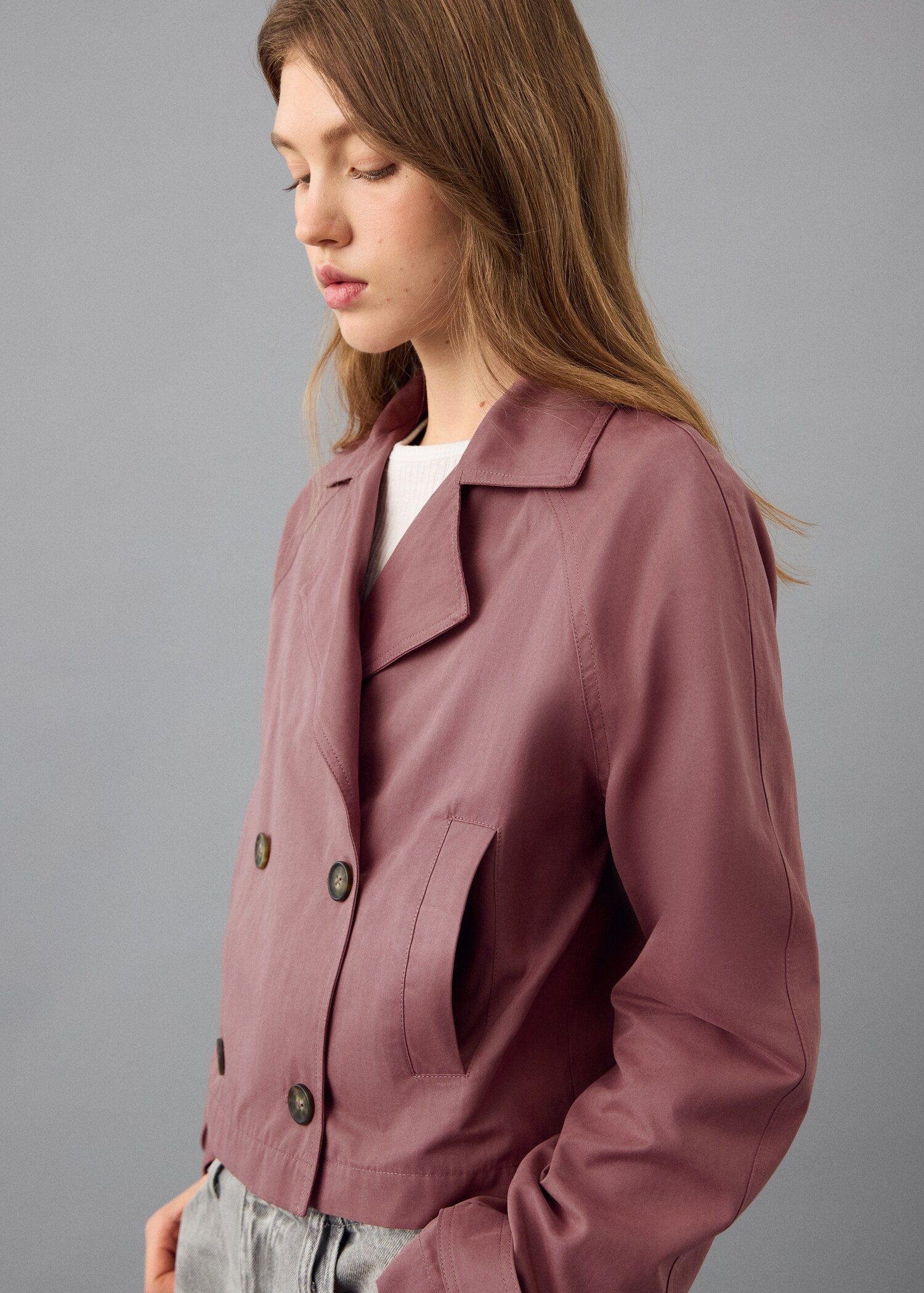 Short trench coat - Details of the article 2