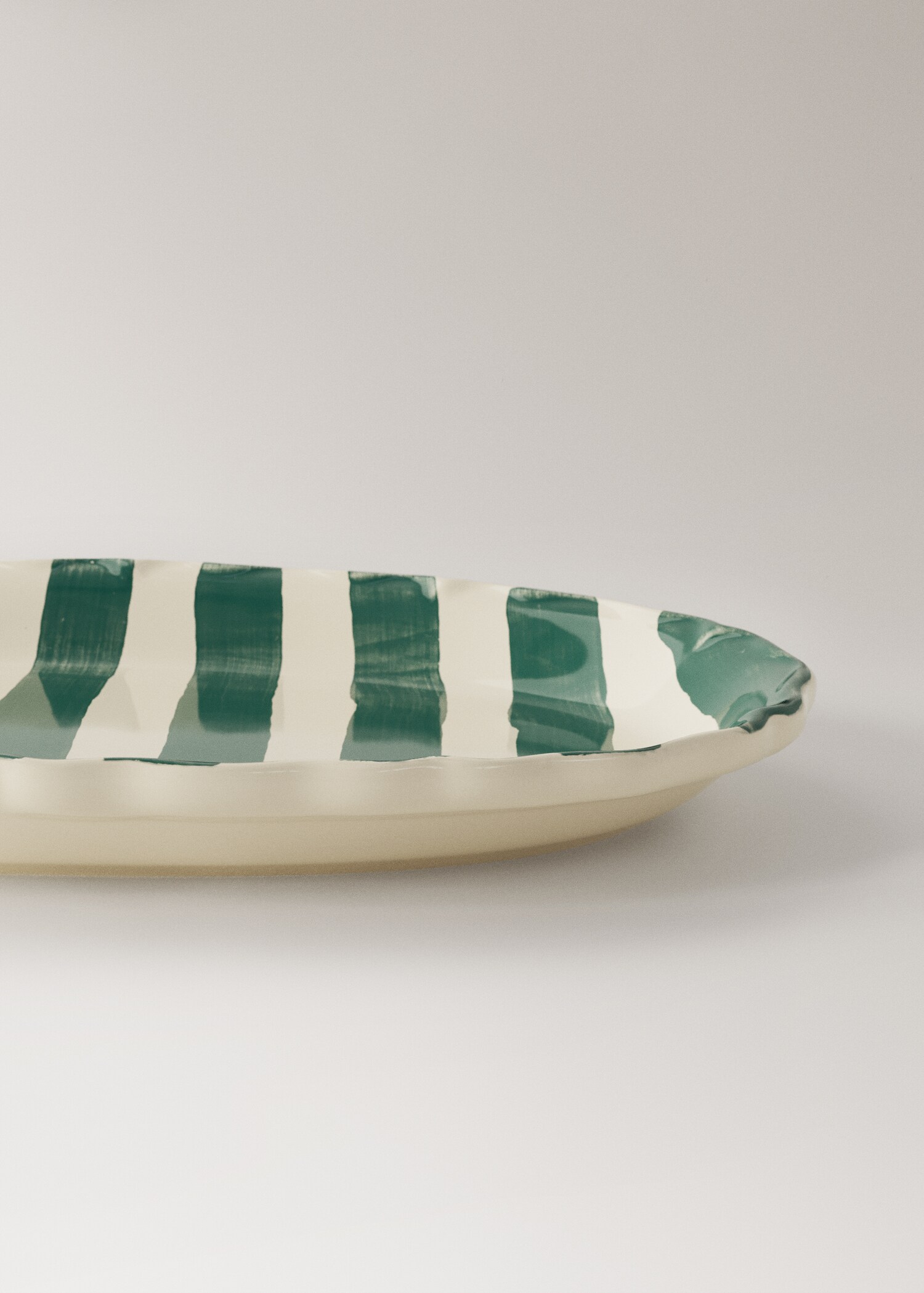 Serving dish ronda - Details of the article 2