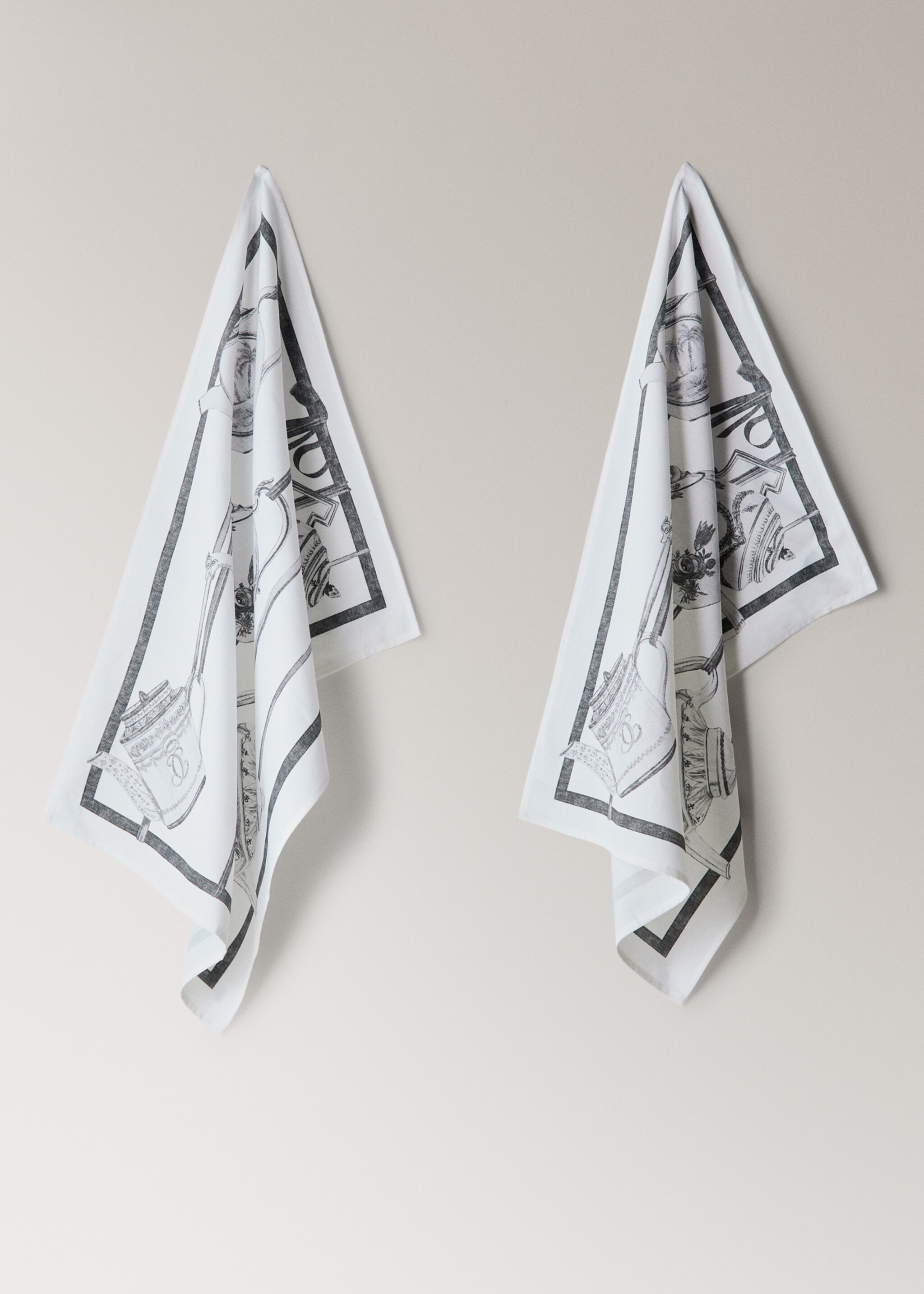 Kitchen towels with cup print - Article without model, White. Ref: 27051539-00.