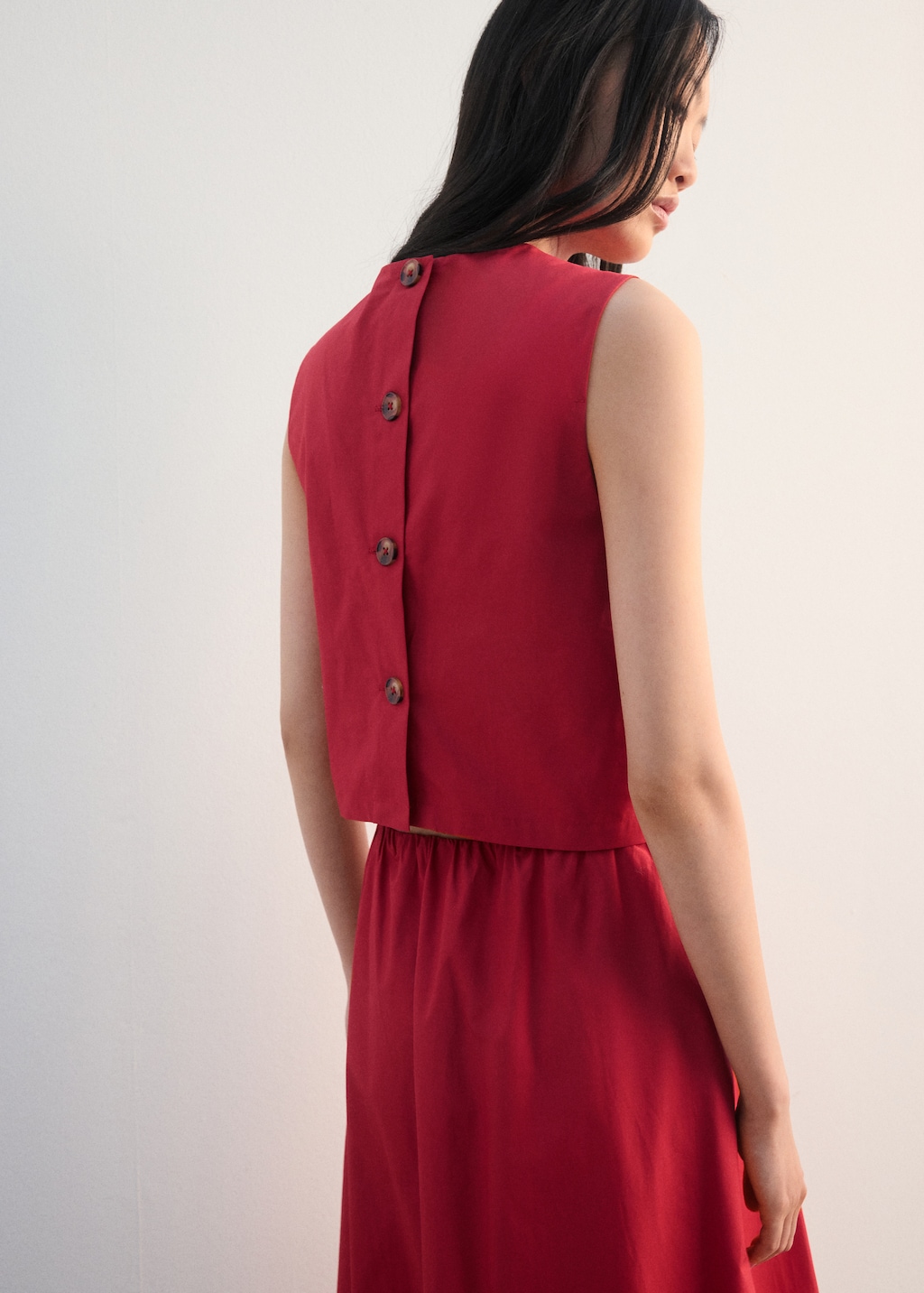 Mango Buttoned crop top