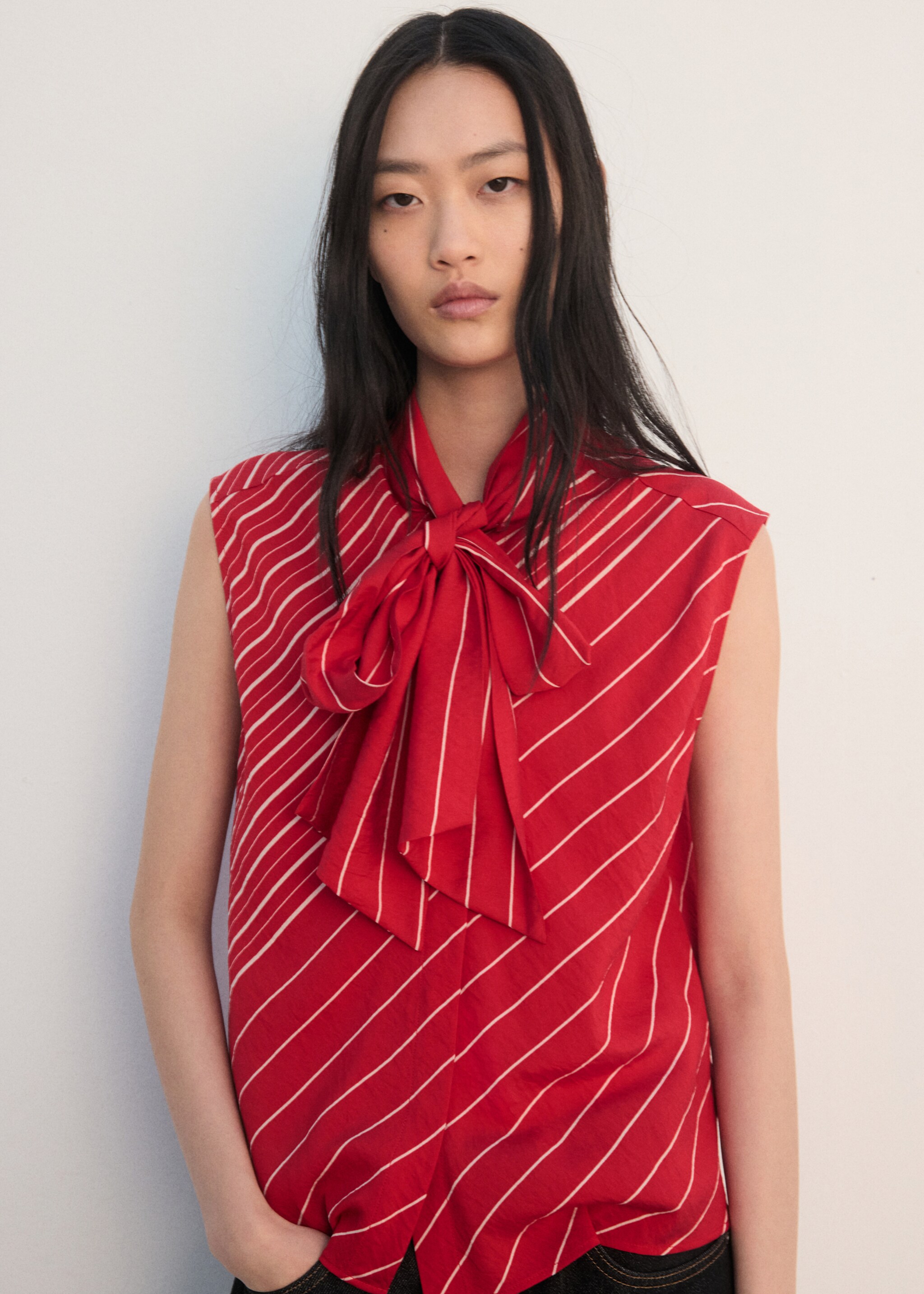 Striped blouse with scarf - Medium plane, Red. Ref: 27052547-00.
