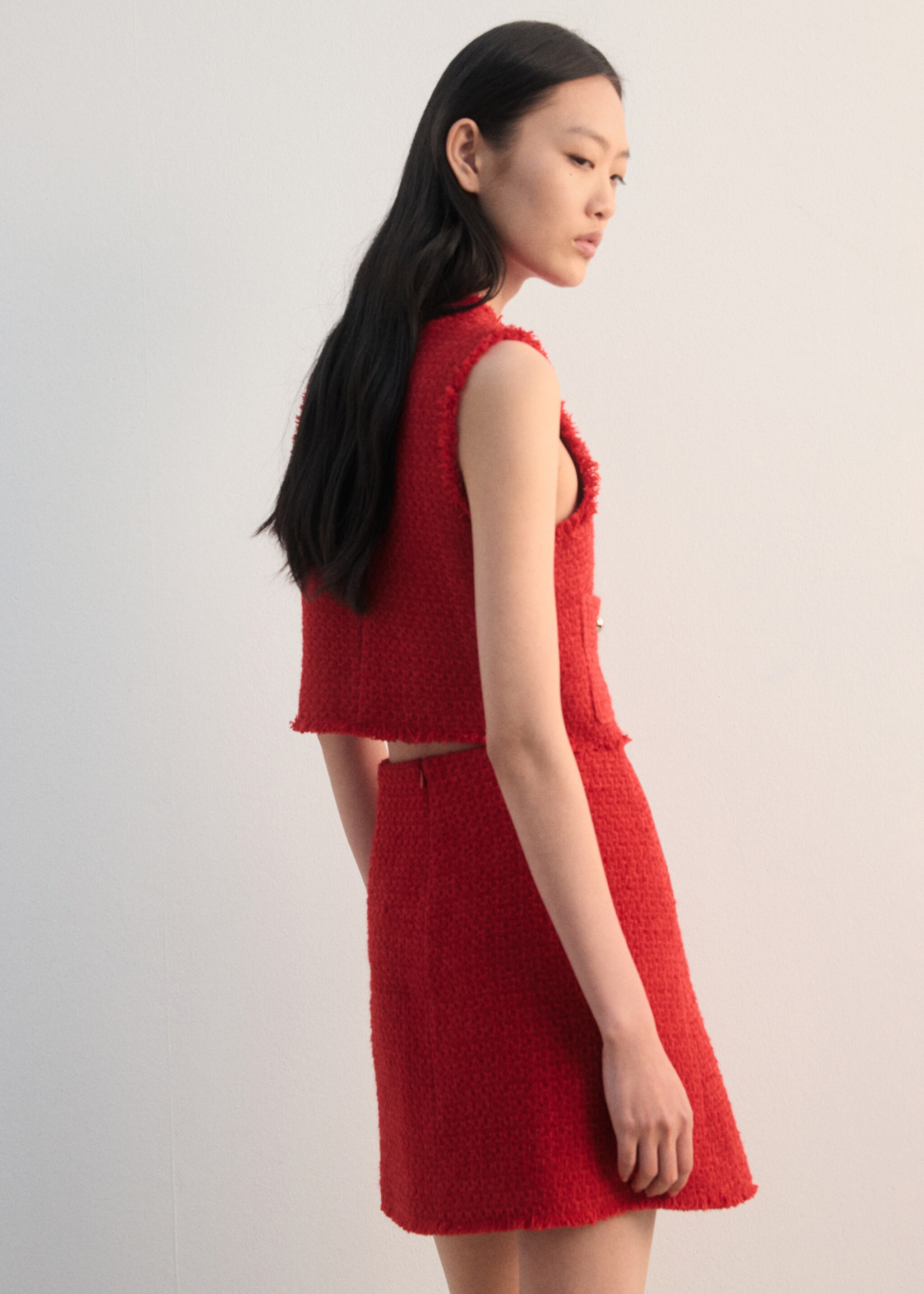 Tweed waistcoat with buttons - Reverse of the article, Red. Ref: 27052548-00.