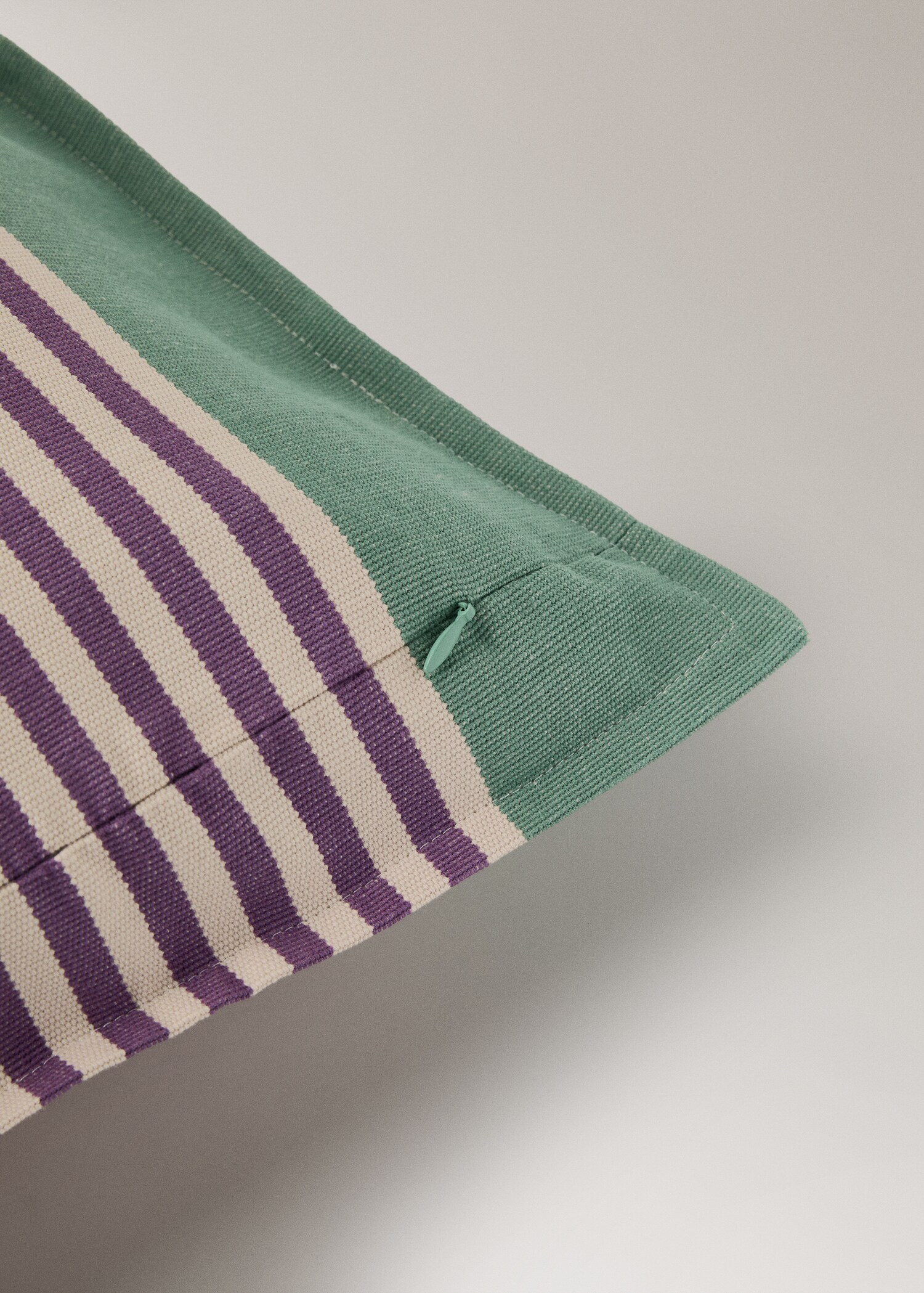 Cotton stripe cushion cover 50x50cm - Details of the article 2