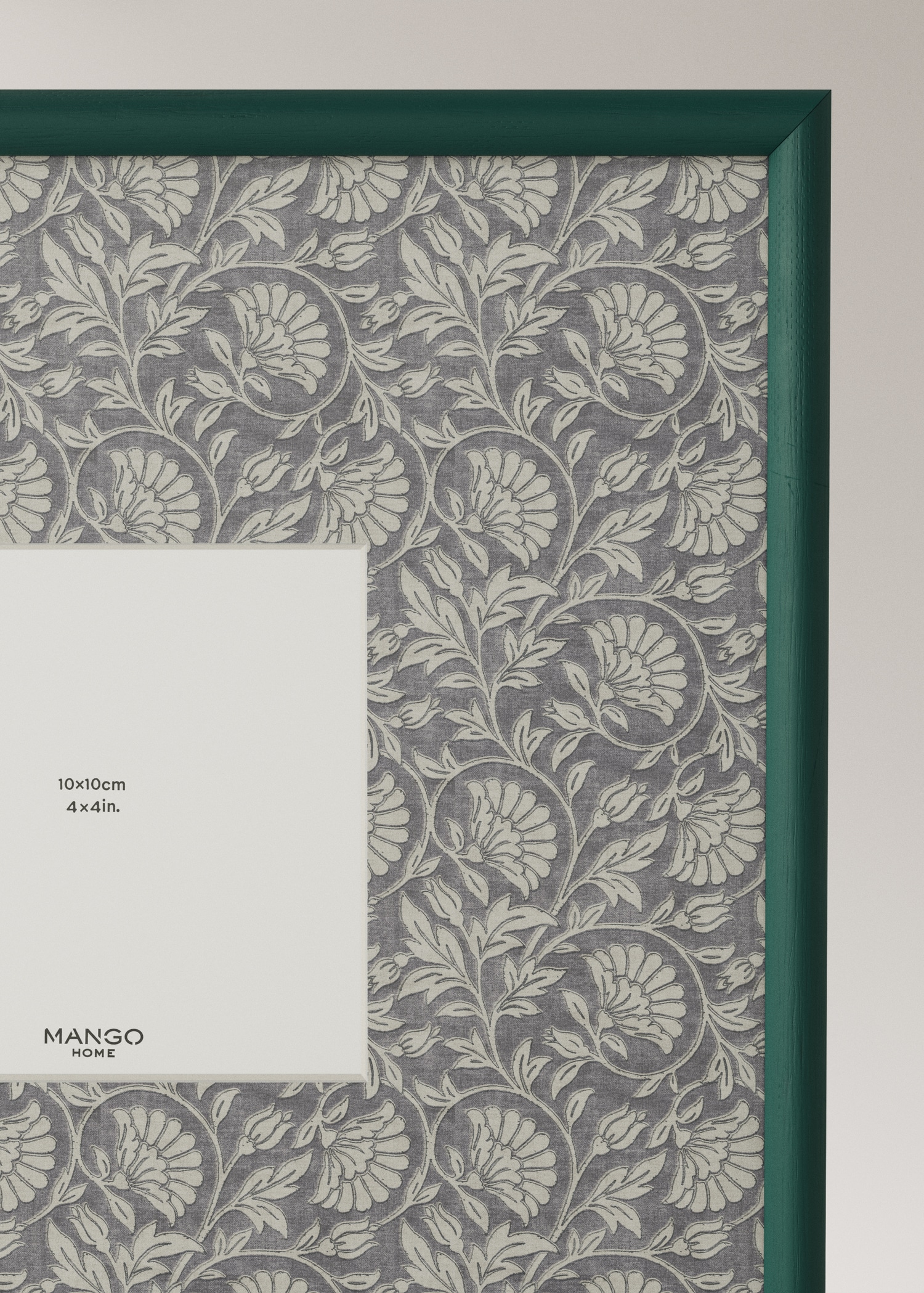 Large floral print contrast photo frame - Details of the article 1