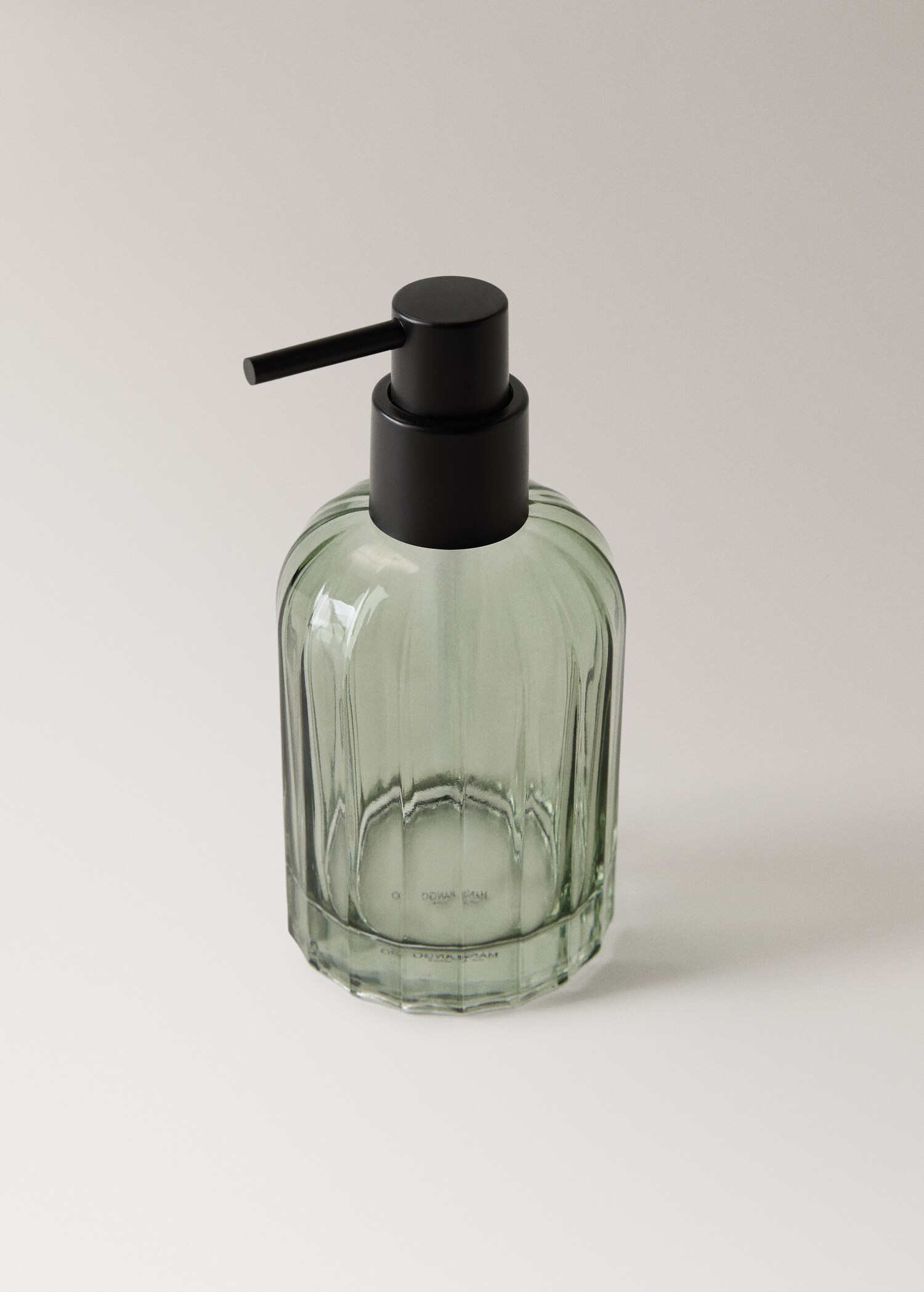 Soap dispenser chi - Details of the article 1