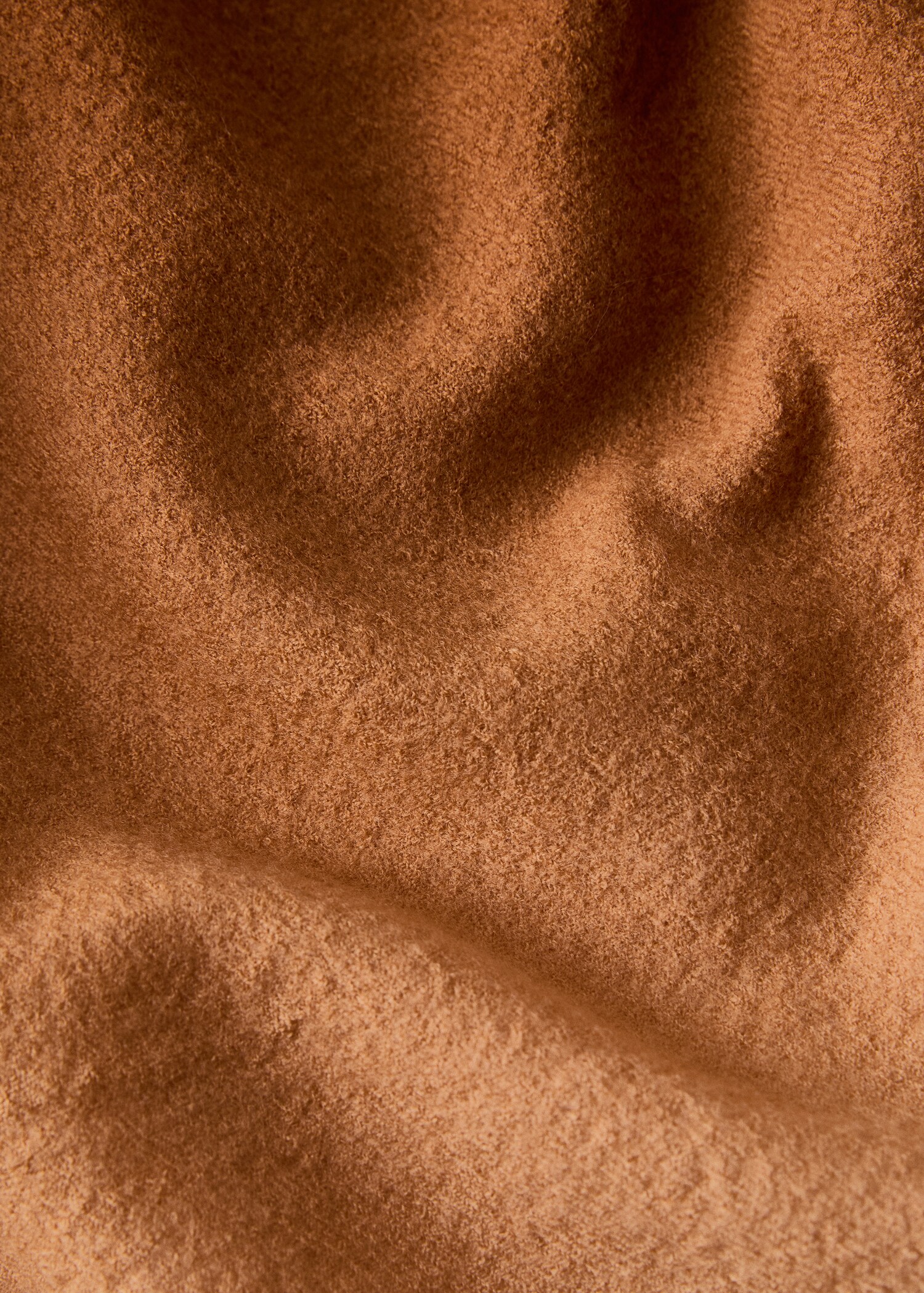 Frayed wool blanket with ombre design - Details of the article 1