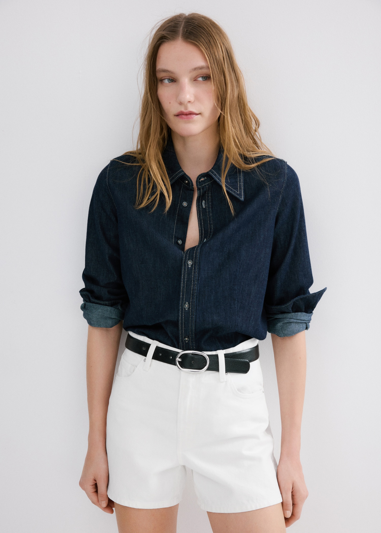 Short en jean droit taille haute - Plan moyen