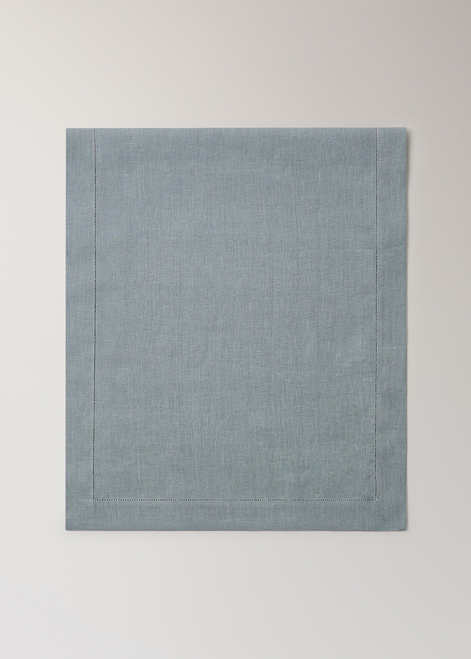 Löpare i linne med hålsöm - Artikel utan modell