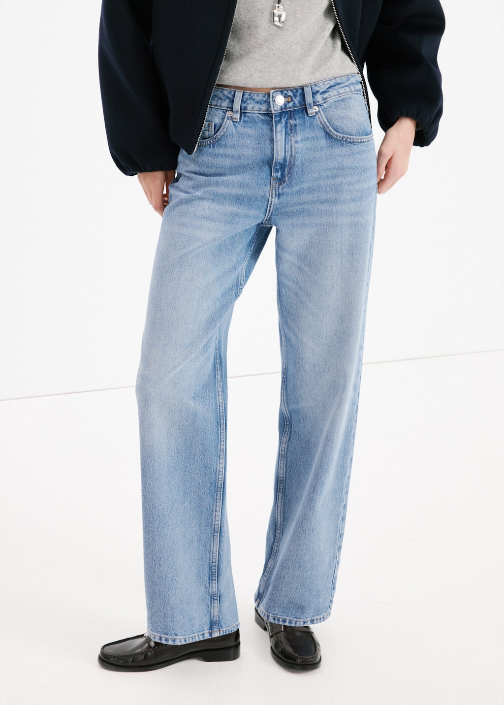 Straight low-waist jeans - image 3