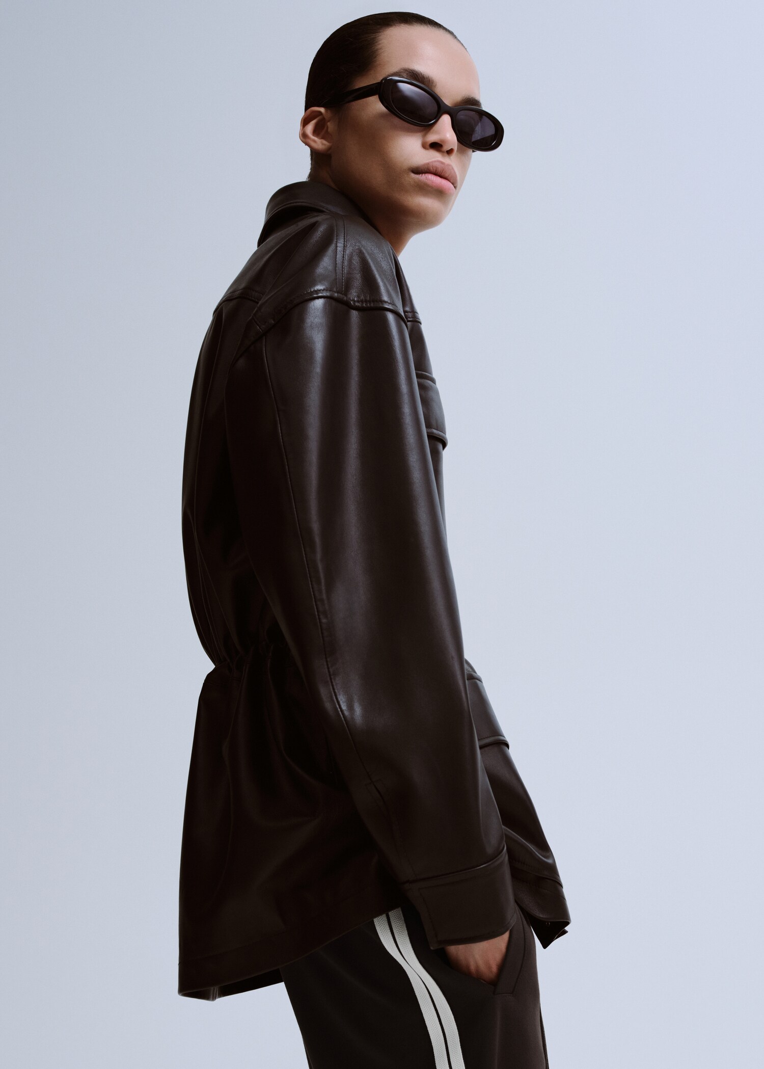 Pantalón recto raya contraste - Reverso del artículo