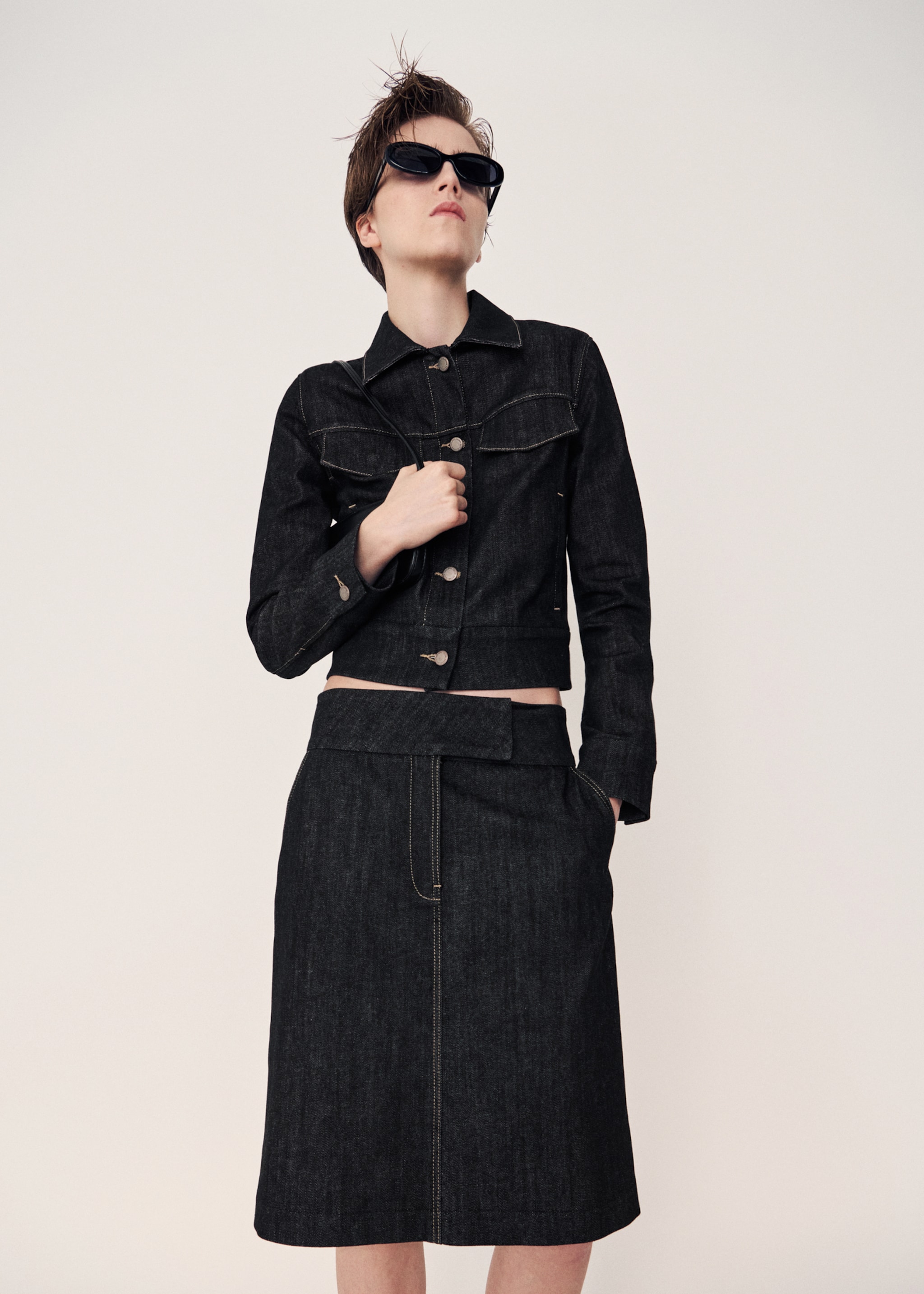 Denim midi-skirt - Medium plane, Black. Ref: 27053319-00.