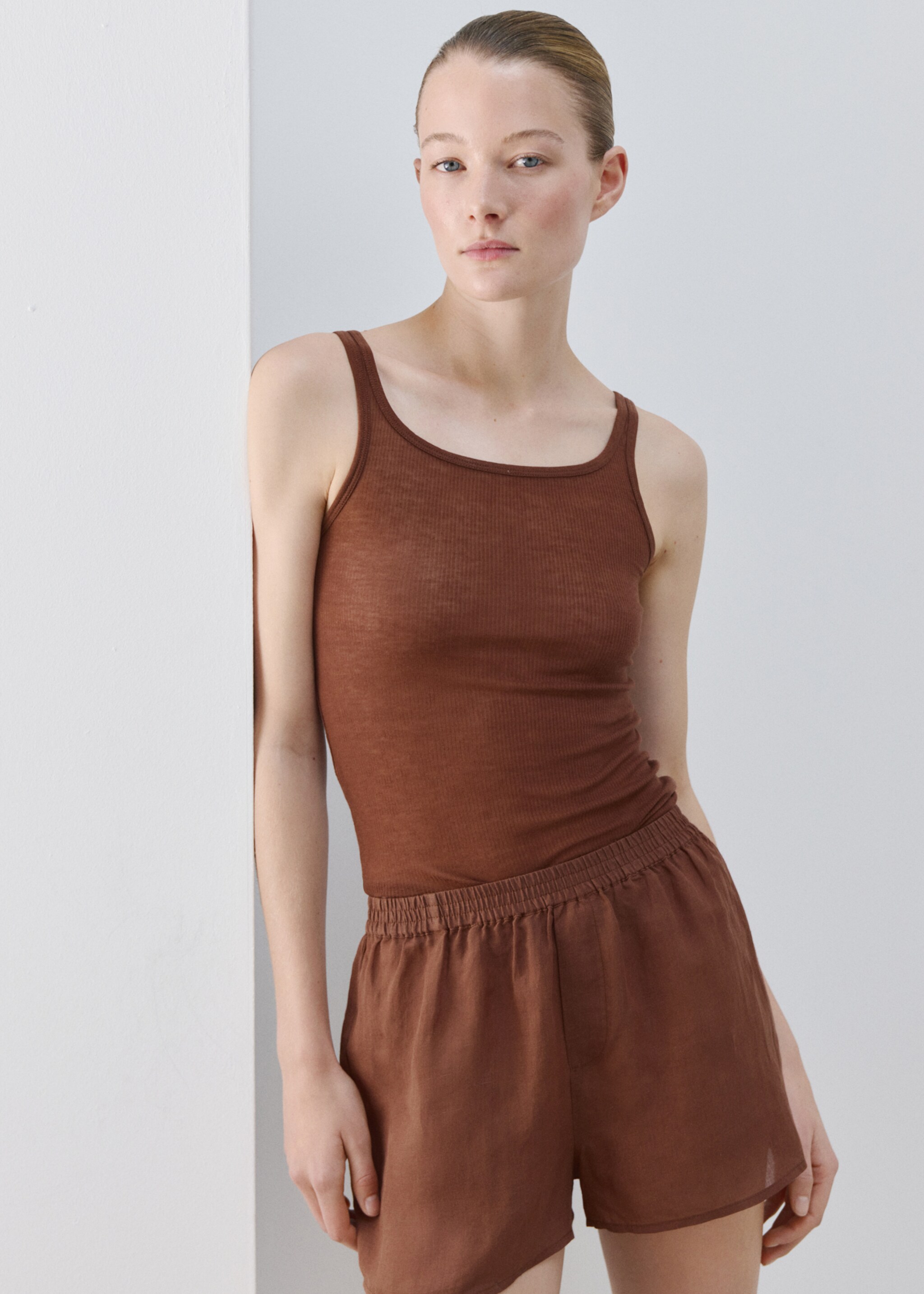 Ramie shorts - Details of the article 1, Brown. Ref: 27053320-00.