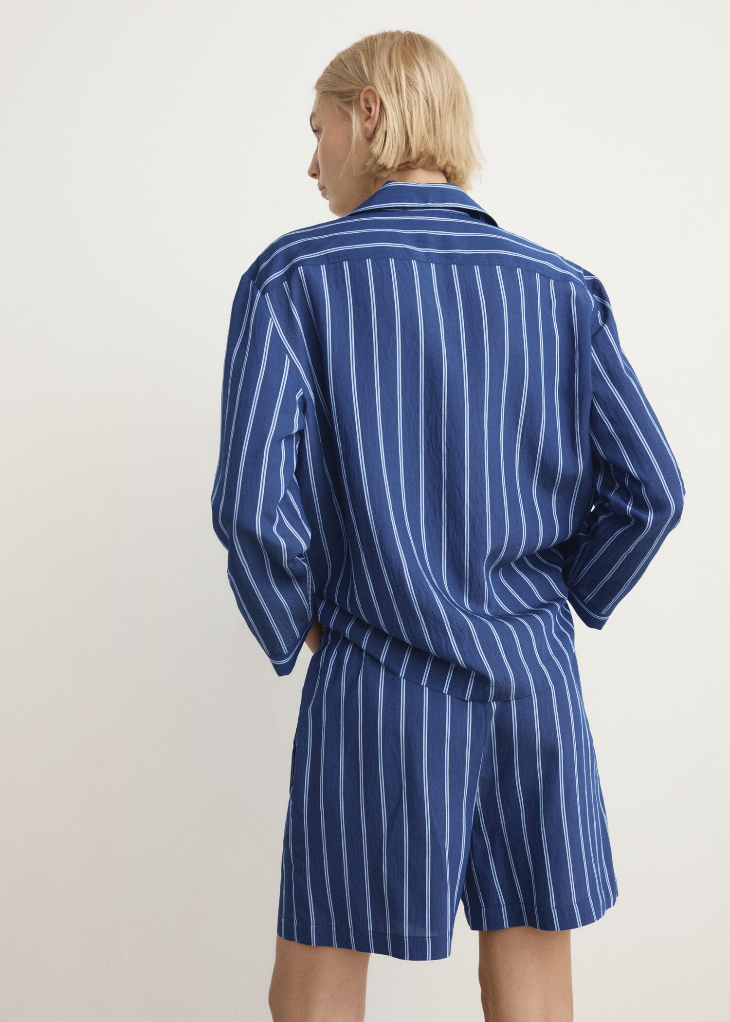 Striped pyjama shorts - Reverse of the article