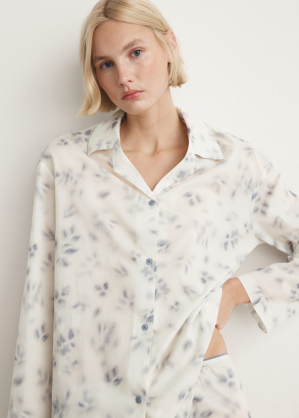 Floral-print cotton pyjama top