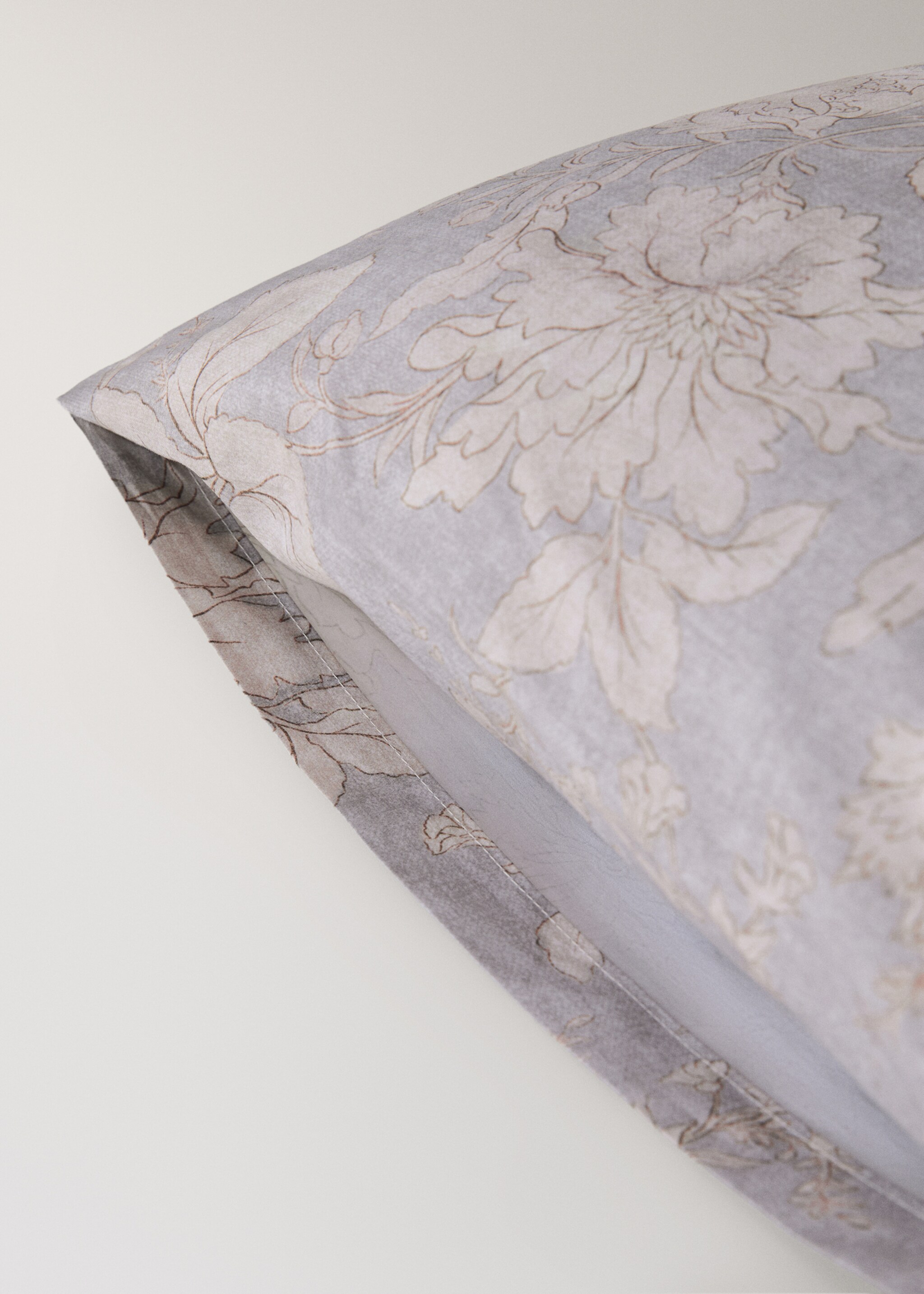 Set van twee kussenslopen van perkal katoen met vintage bloemenprint 50x75 cm - Detail van het artikel 2, Licht/Pastelgrijs. Ref: 27053324-00.