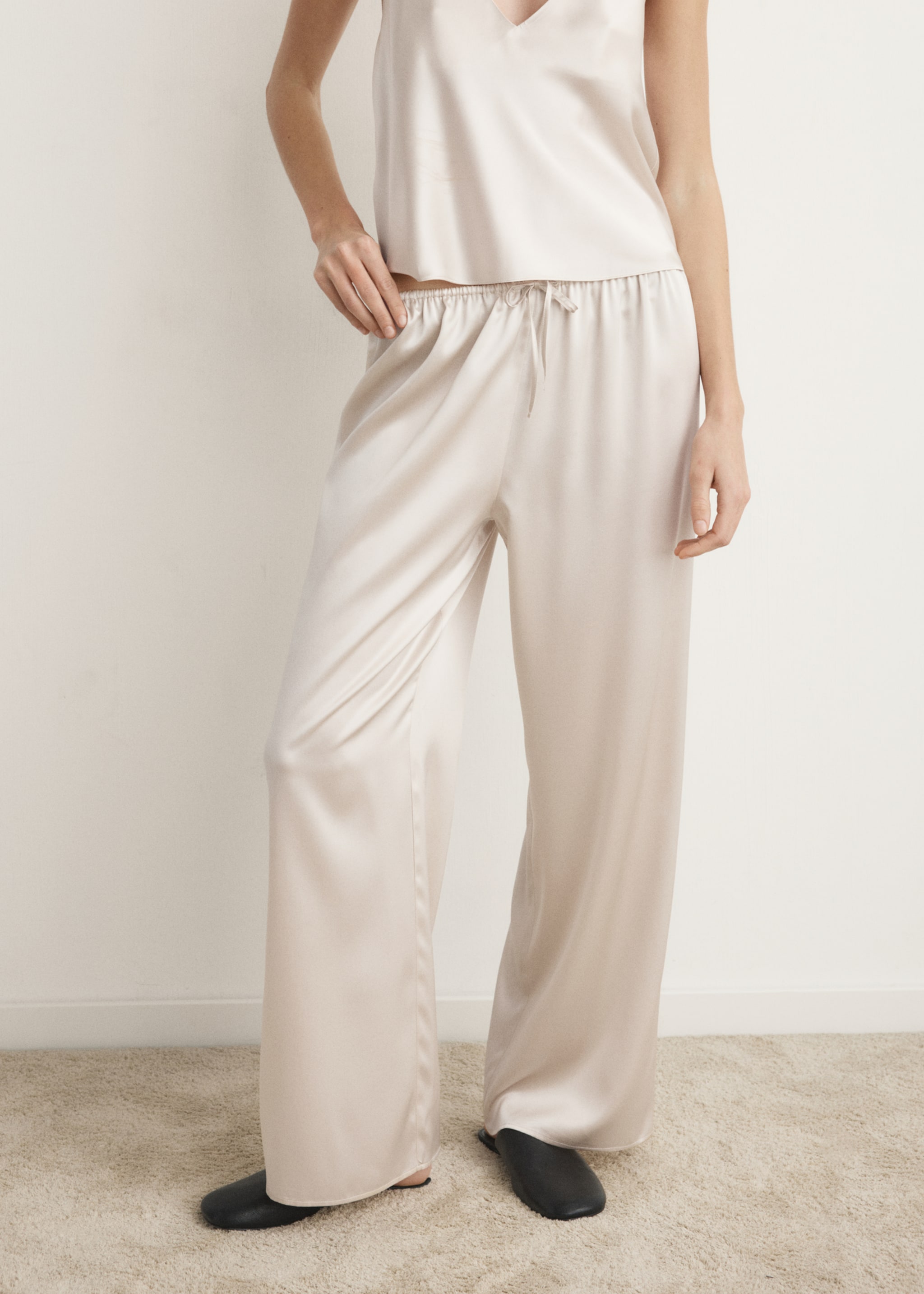 Pantalón pijama seda - Detalle del artículo 6, Gris claro/pastel. Ref: 27053329-00.