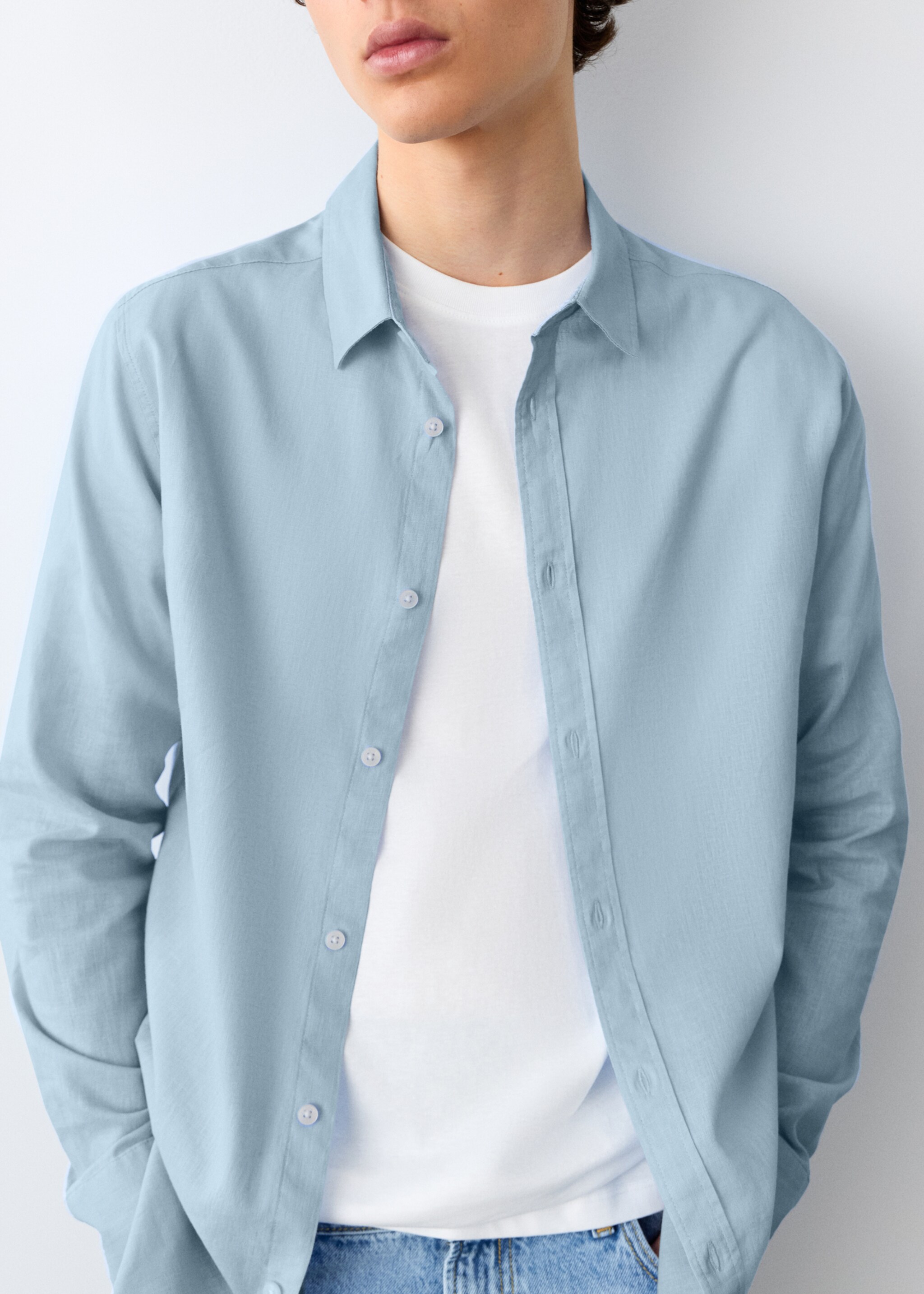 Button linen shirt - Details of the article 6, Sky Blue. Ref: 27054051-00.