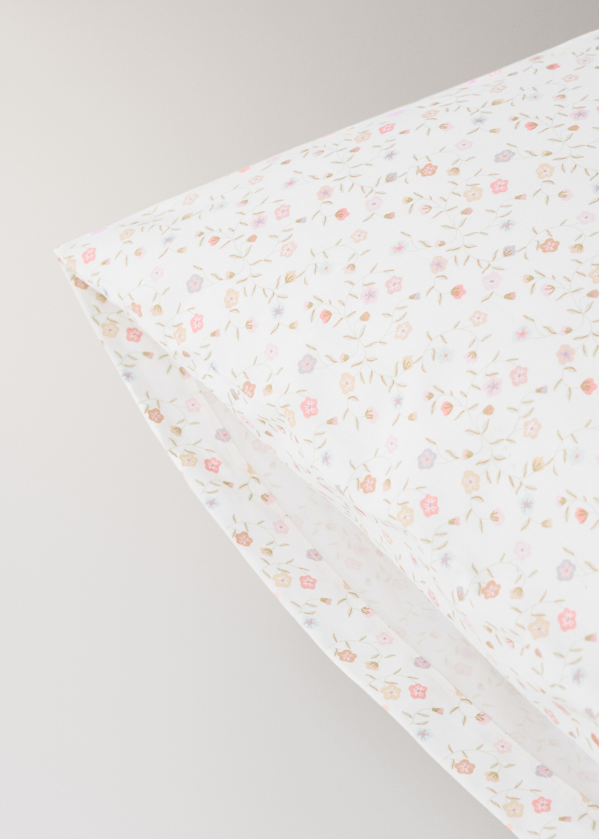 Cot bed pillowcase cotton floral - Details of the article 1, Pink. Ref: 27054069-00.