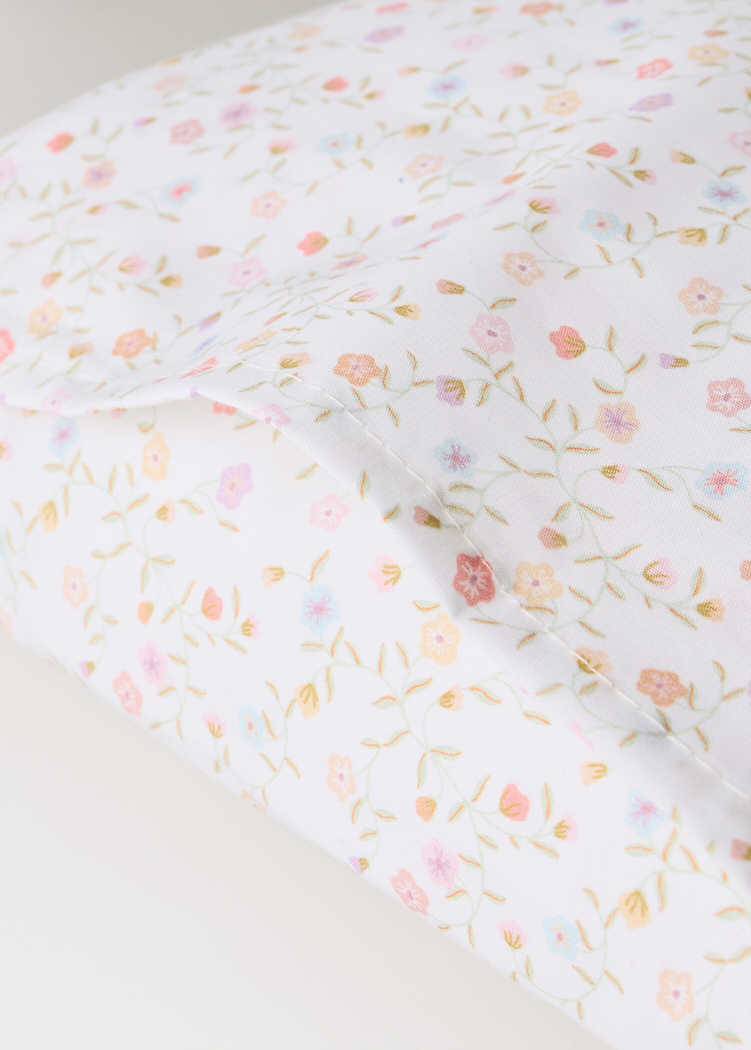 Cot bed pillowcase cotton floral - Details of the article 2