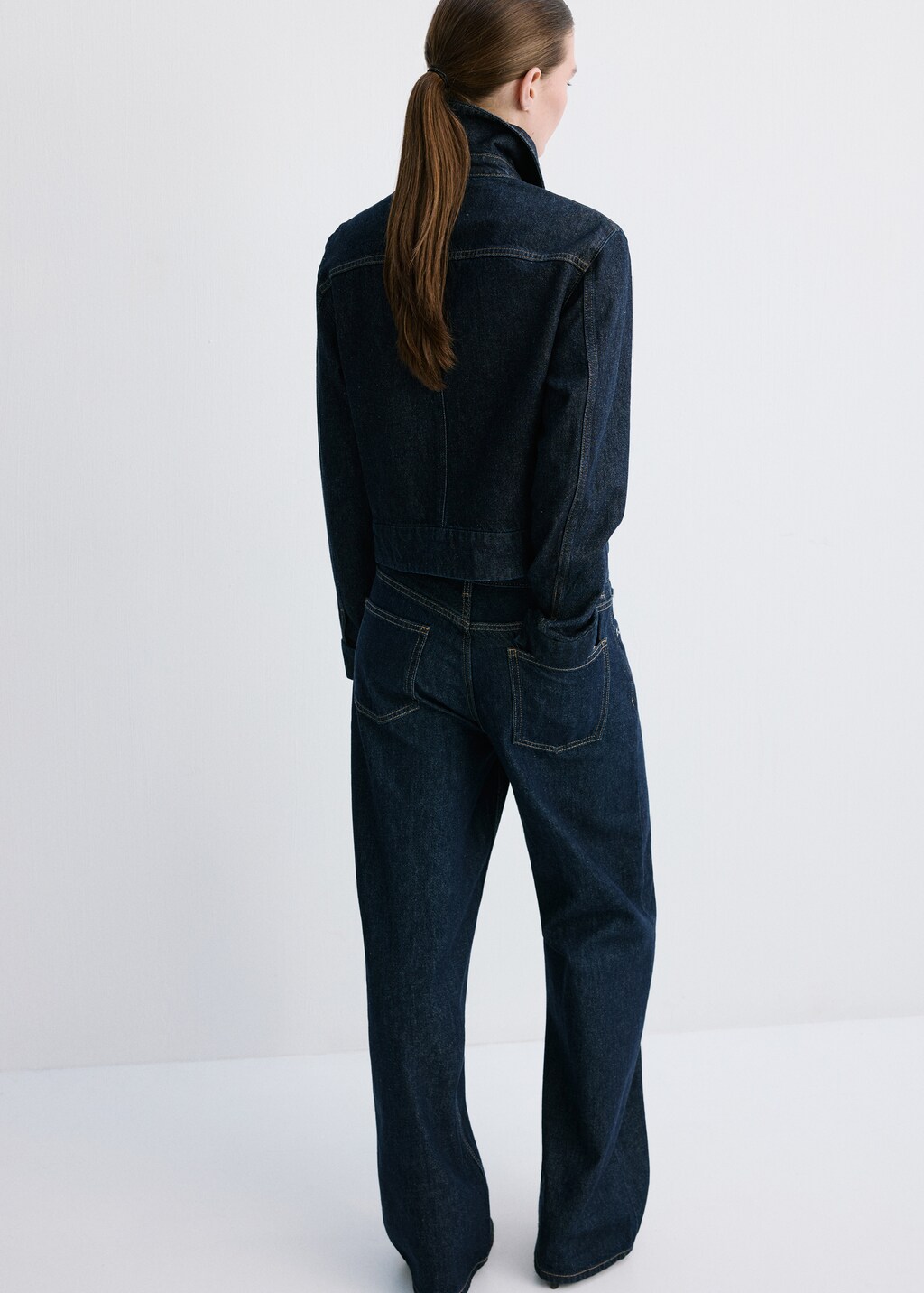 Fitted denim jacket with pockets - image 5