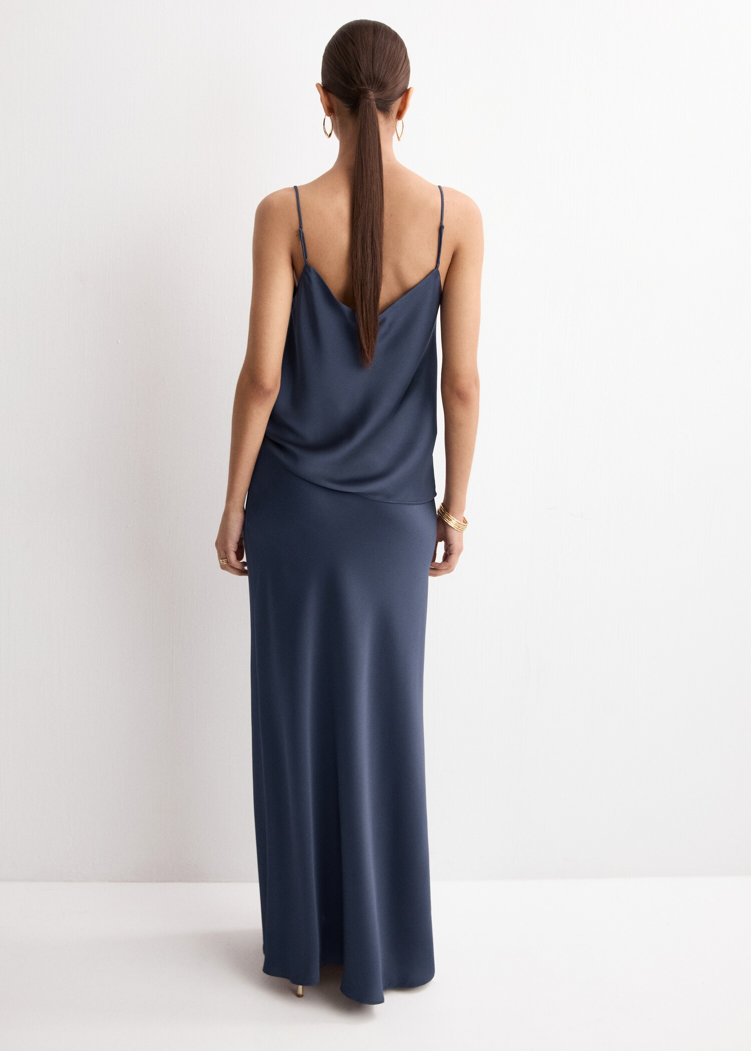 Satin long skirt - Reverse of the article