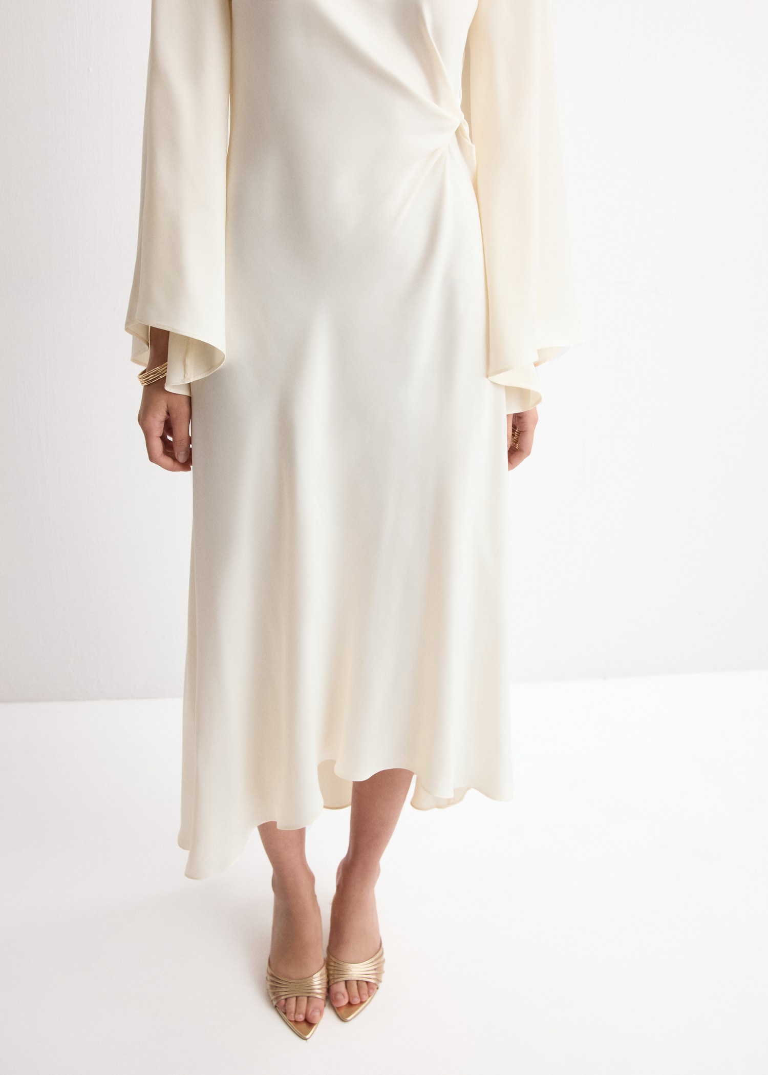 Ruched satin dress - Details of the article 6