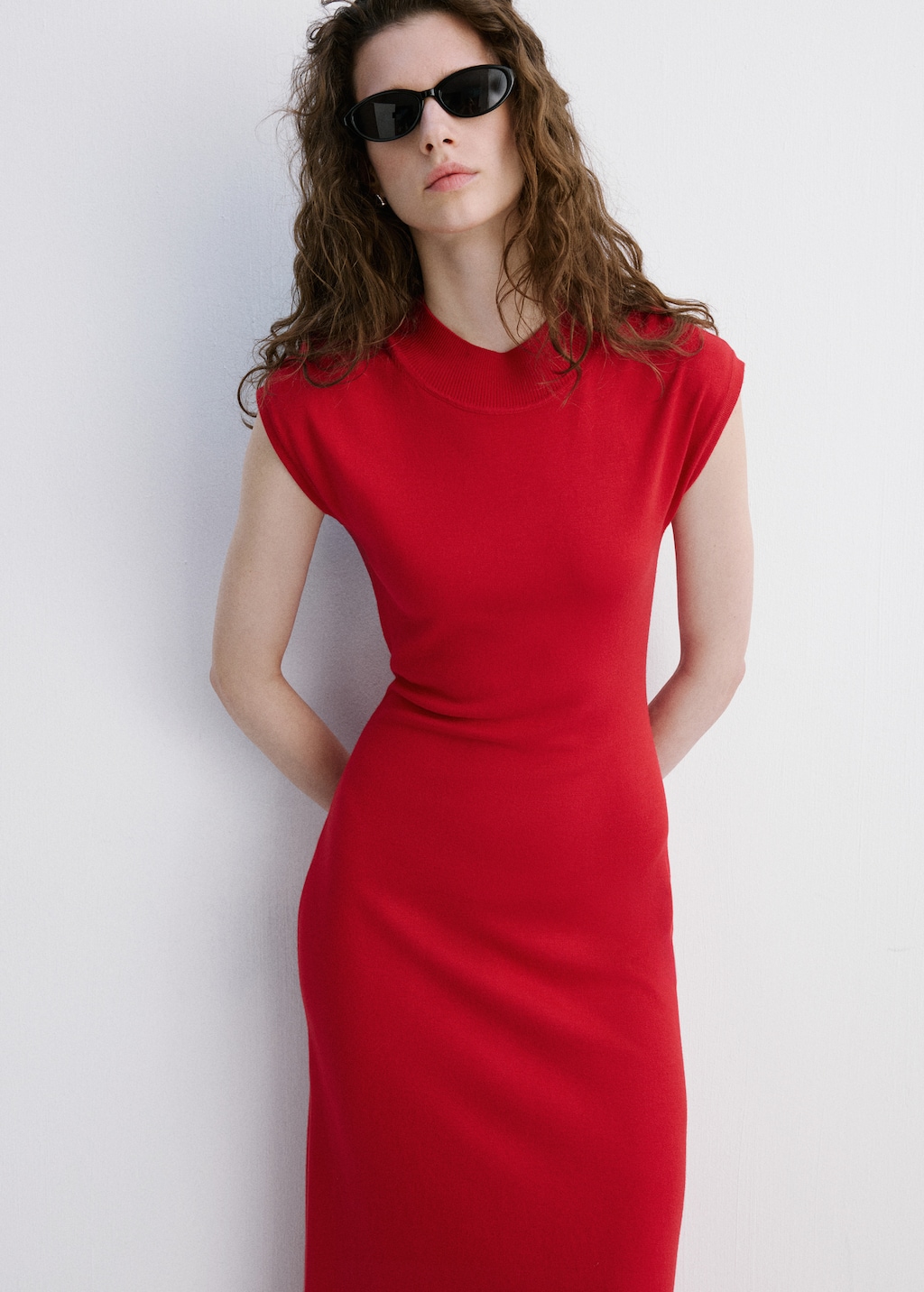 Úpletové šaty se stojáčkem - Žena | MANGO Czech Republic