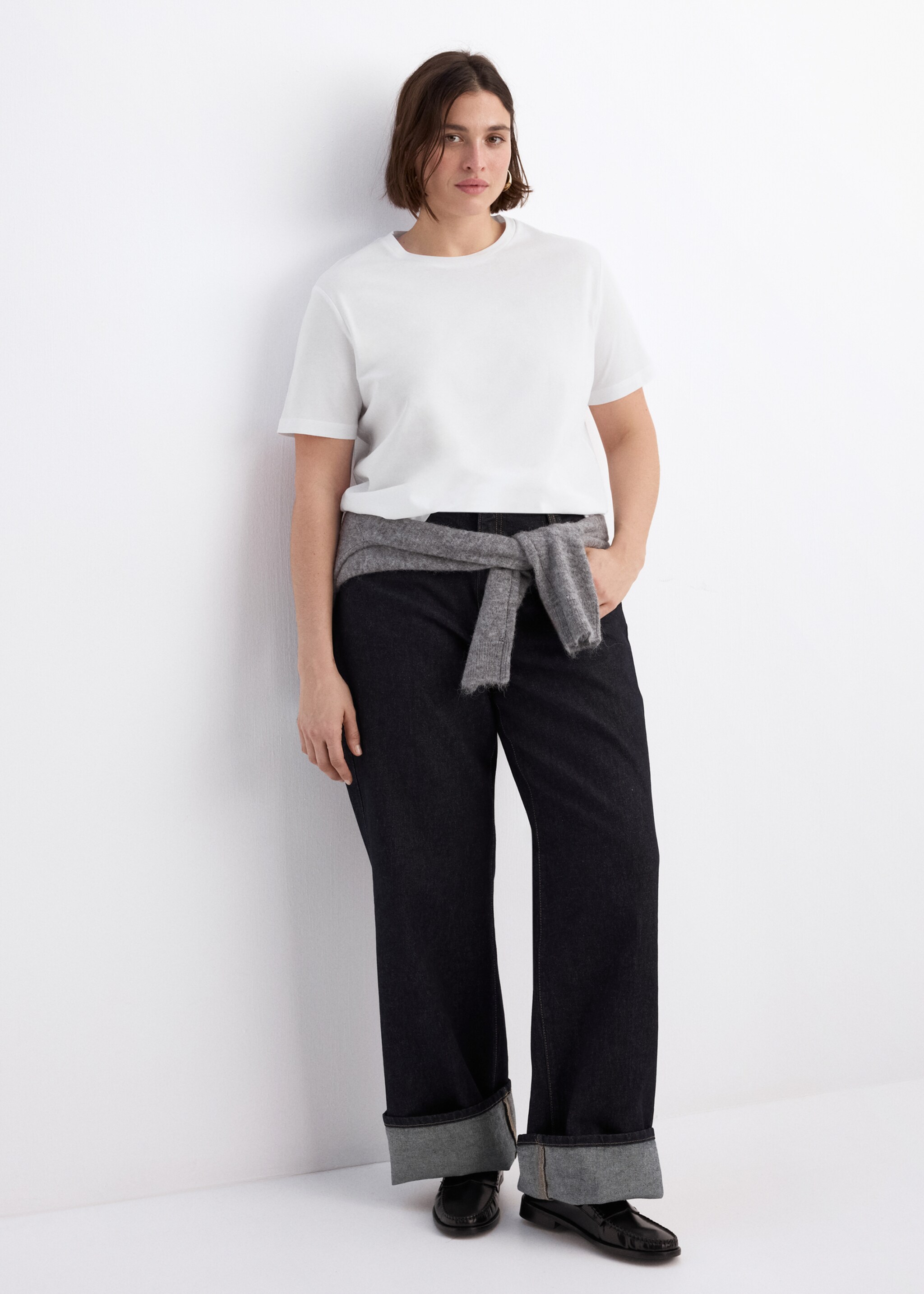 Short-sleeved cotton t-shirt - Details of the article 3, White. Ref: 27054090-00.