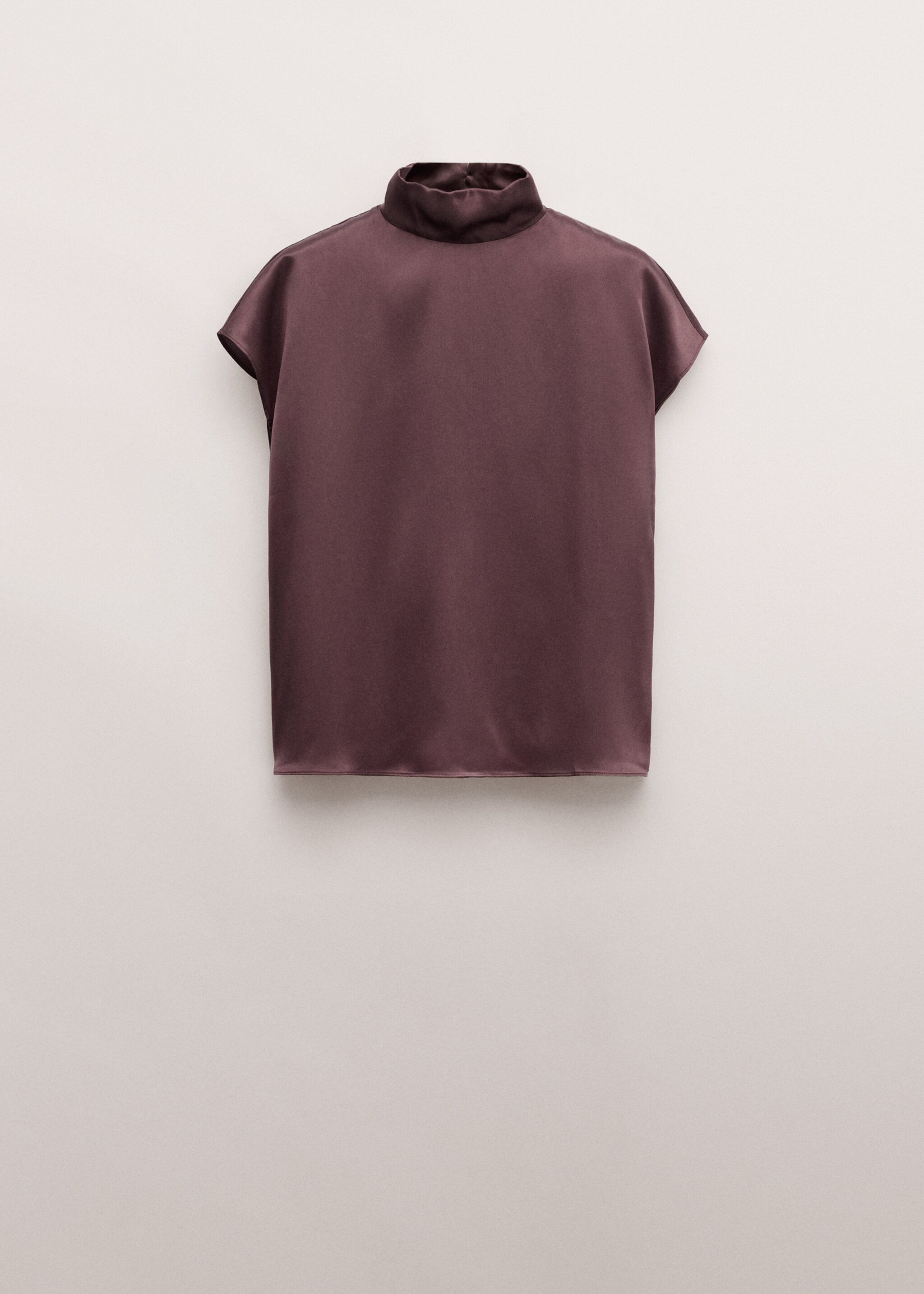 Blouse 100 % soie satinée - Article sans modèle, Bordeaux. Ref: 27054095-00.