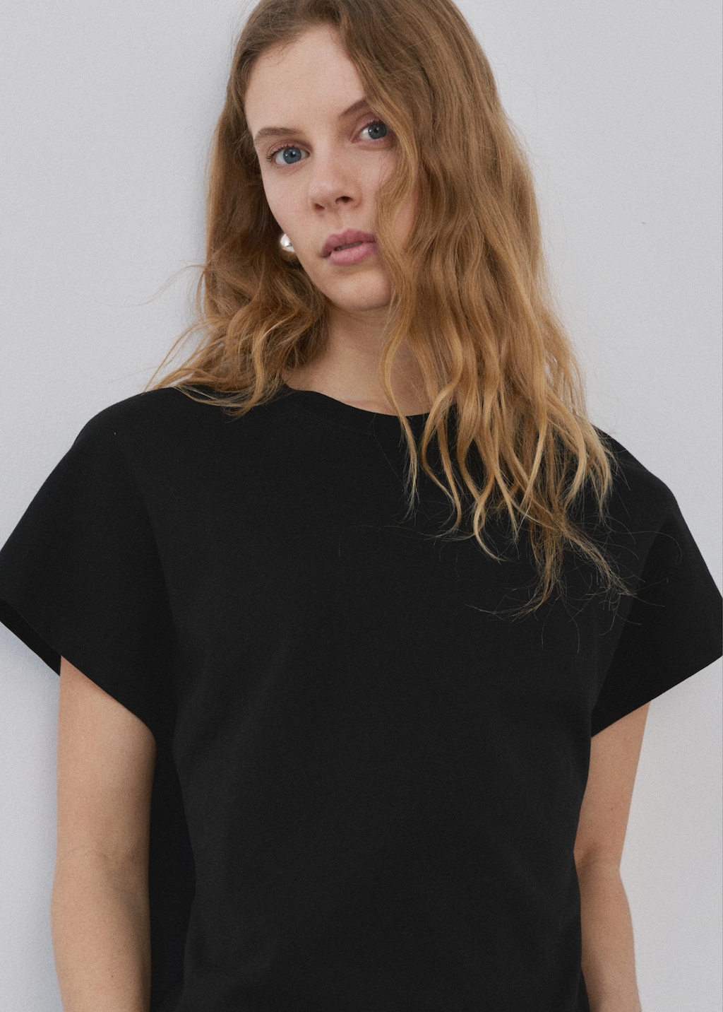 Mango Short-sleeved cotton t-shirt thumbnail