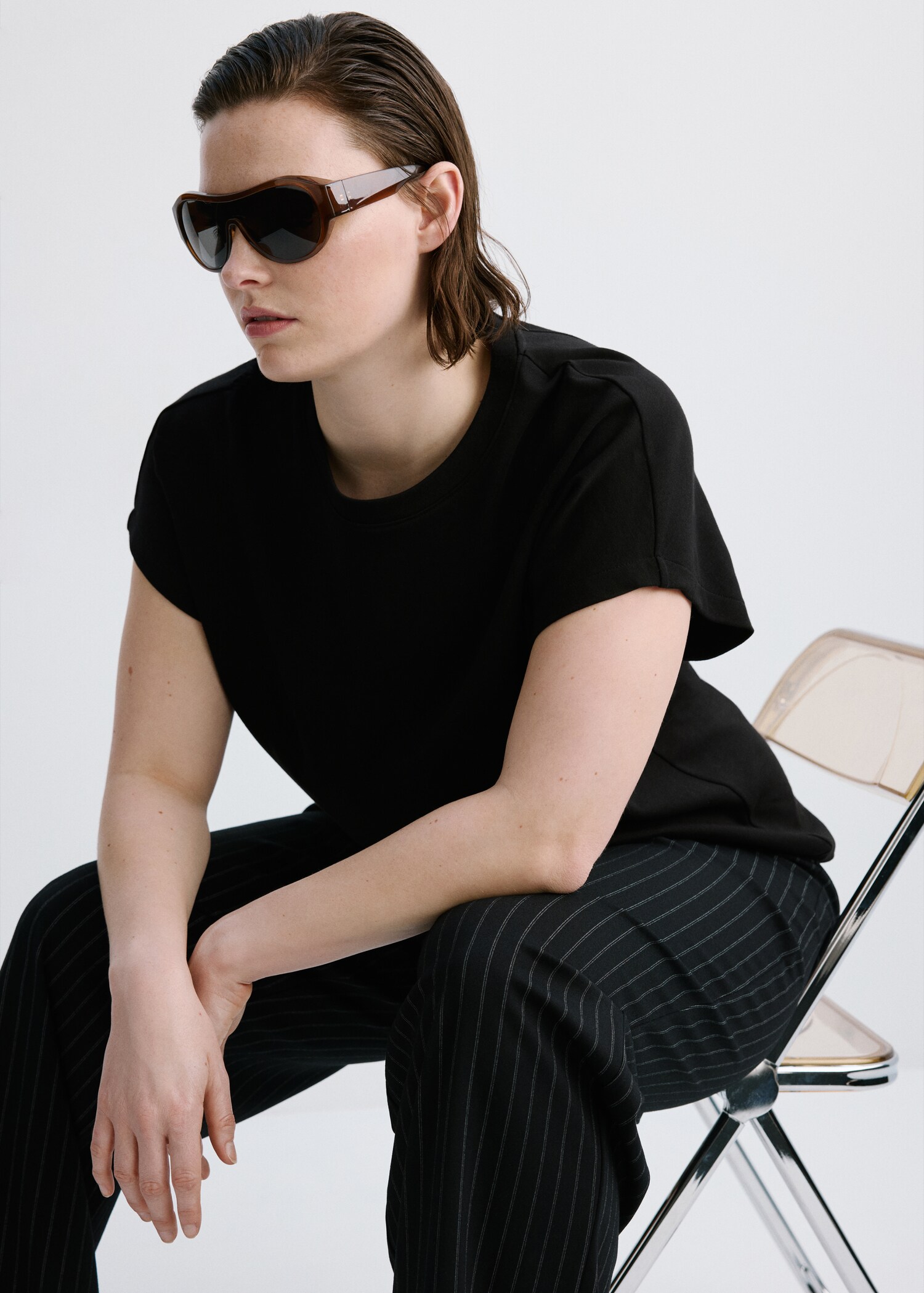 Short-sleeved cotton t-shirt - Details of the article 5