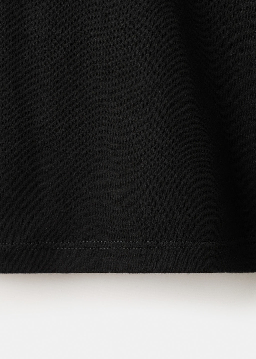 Short-sleeved cotton t-shirt