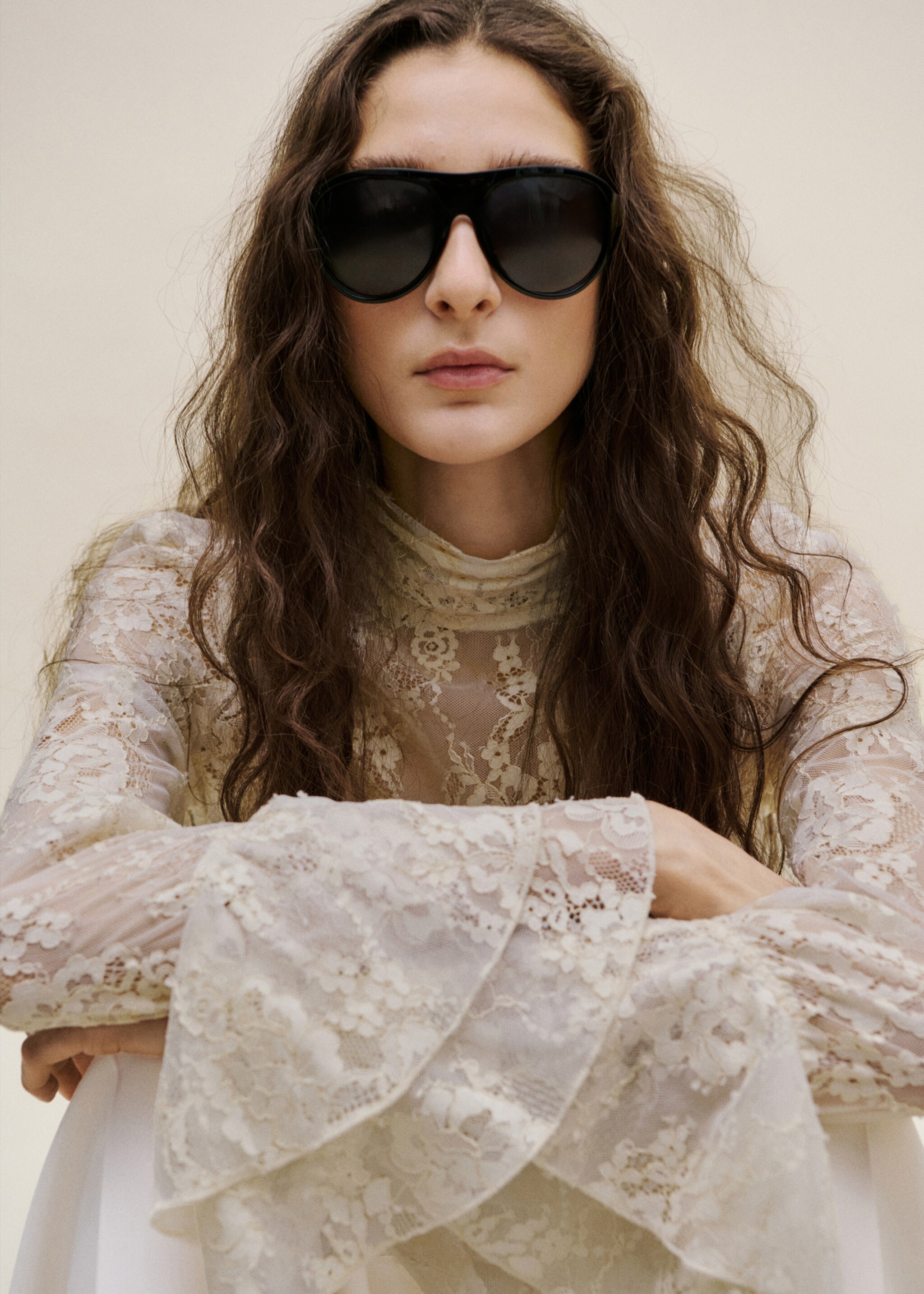 Ruffled embroidered blouse - Medium plane, Ecru. Ref: 27054099-00.