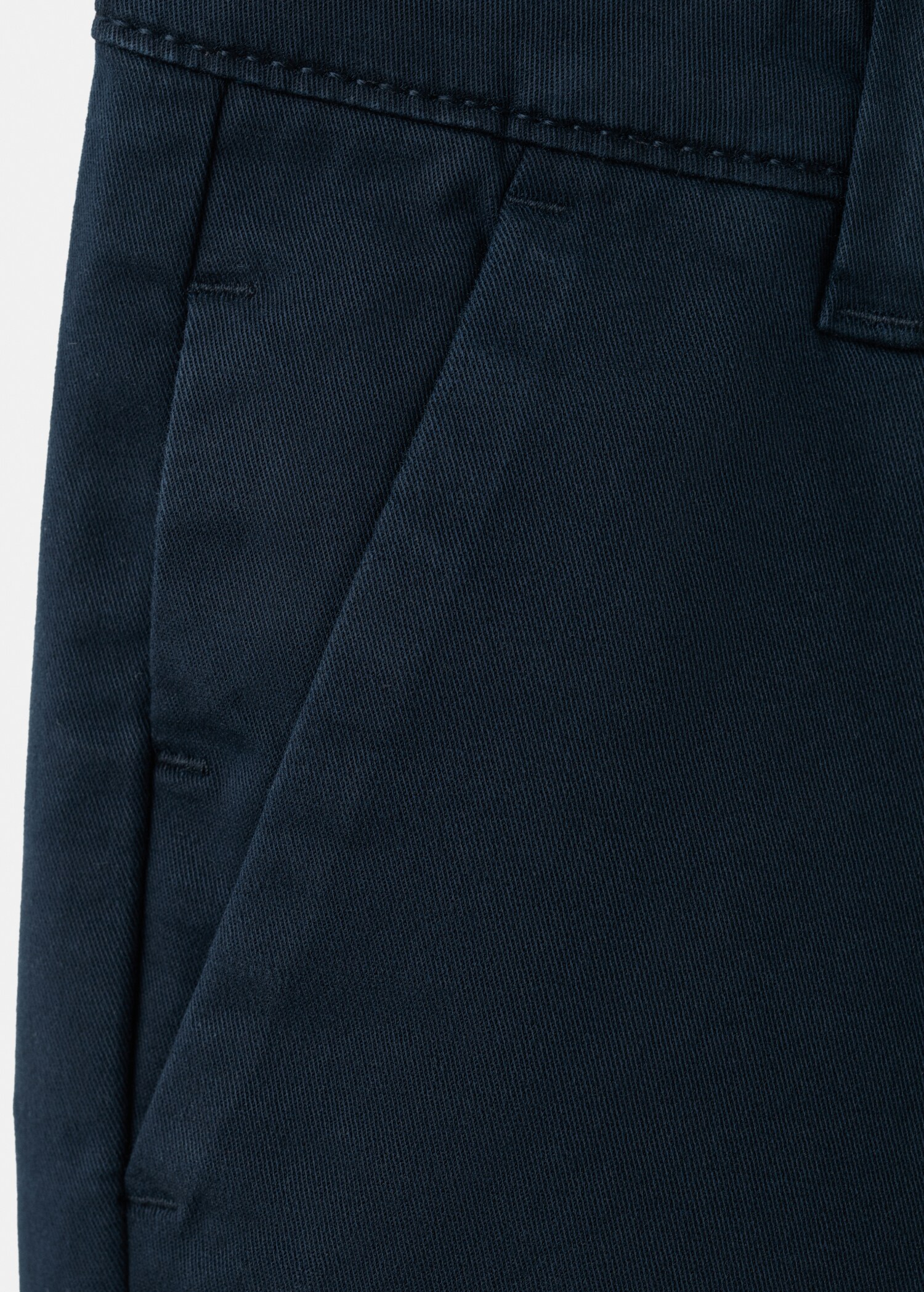 Chino trousers hem - Details of the article 0