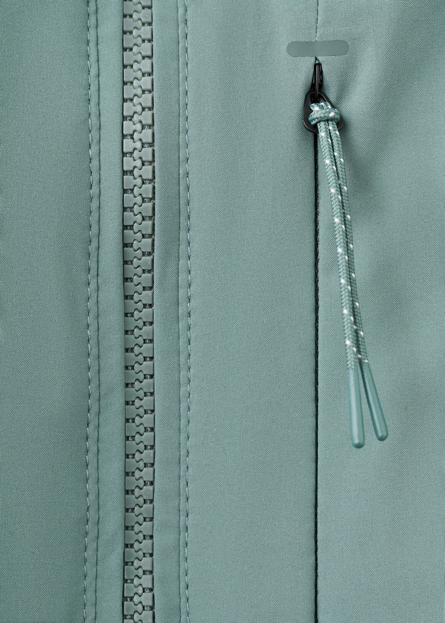 Packable water-repellent jacket with Thermore® technology - Details of the article 8