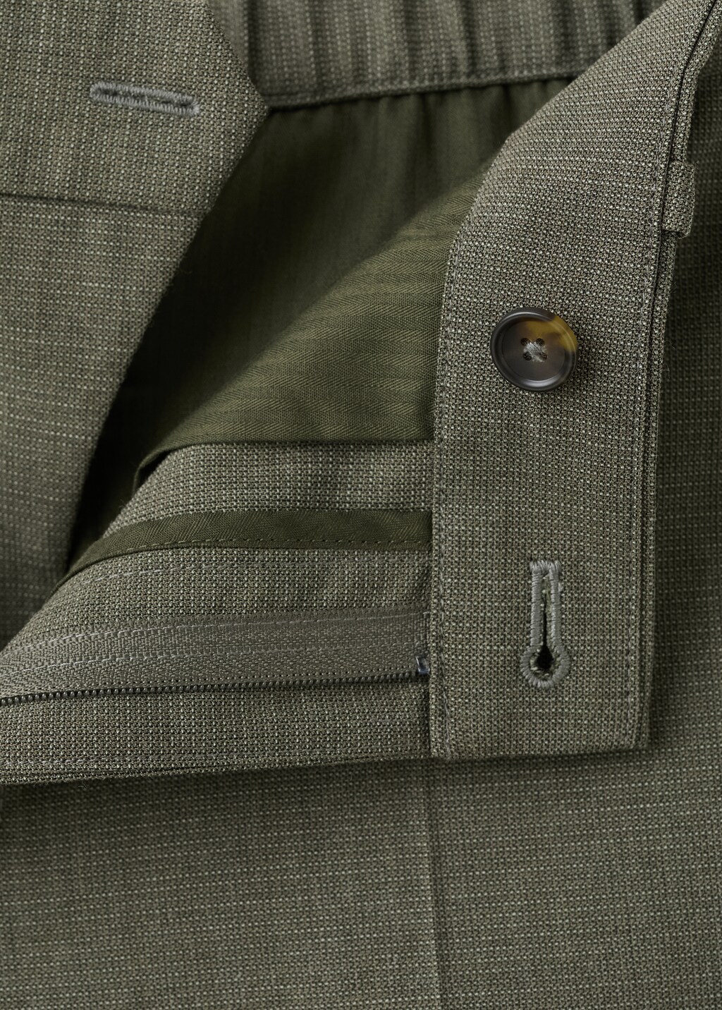 Cropped slim fit trousers - Men | MANGO USA