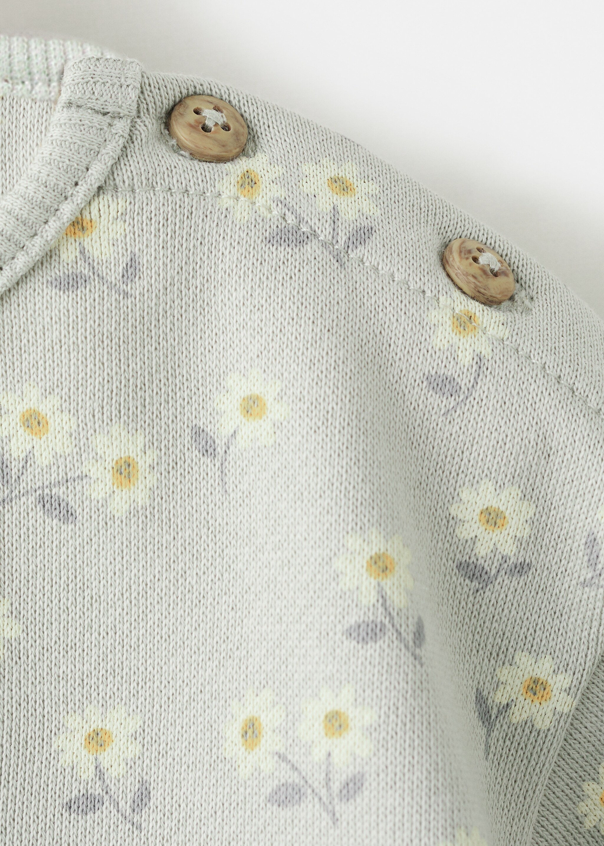 Floral printed sweatshirt - Details of the article 8, Green. Ref: 27054411-00.