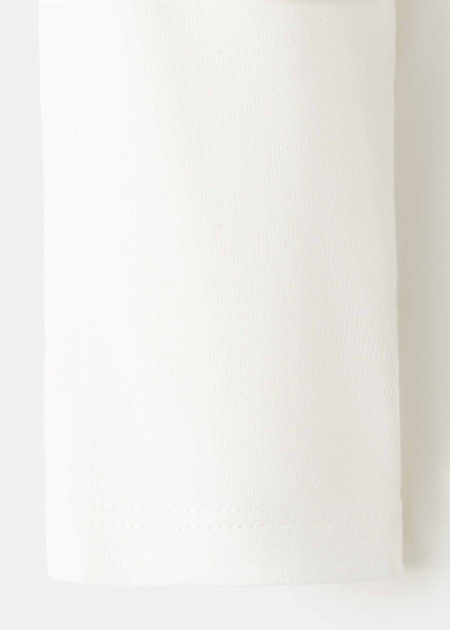 تيشيرت قطني مع رسم - تفاصيل المنتج 0