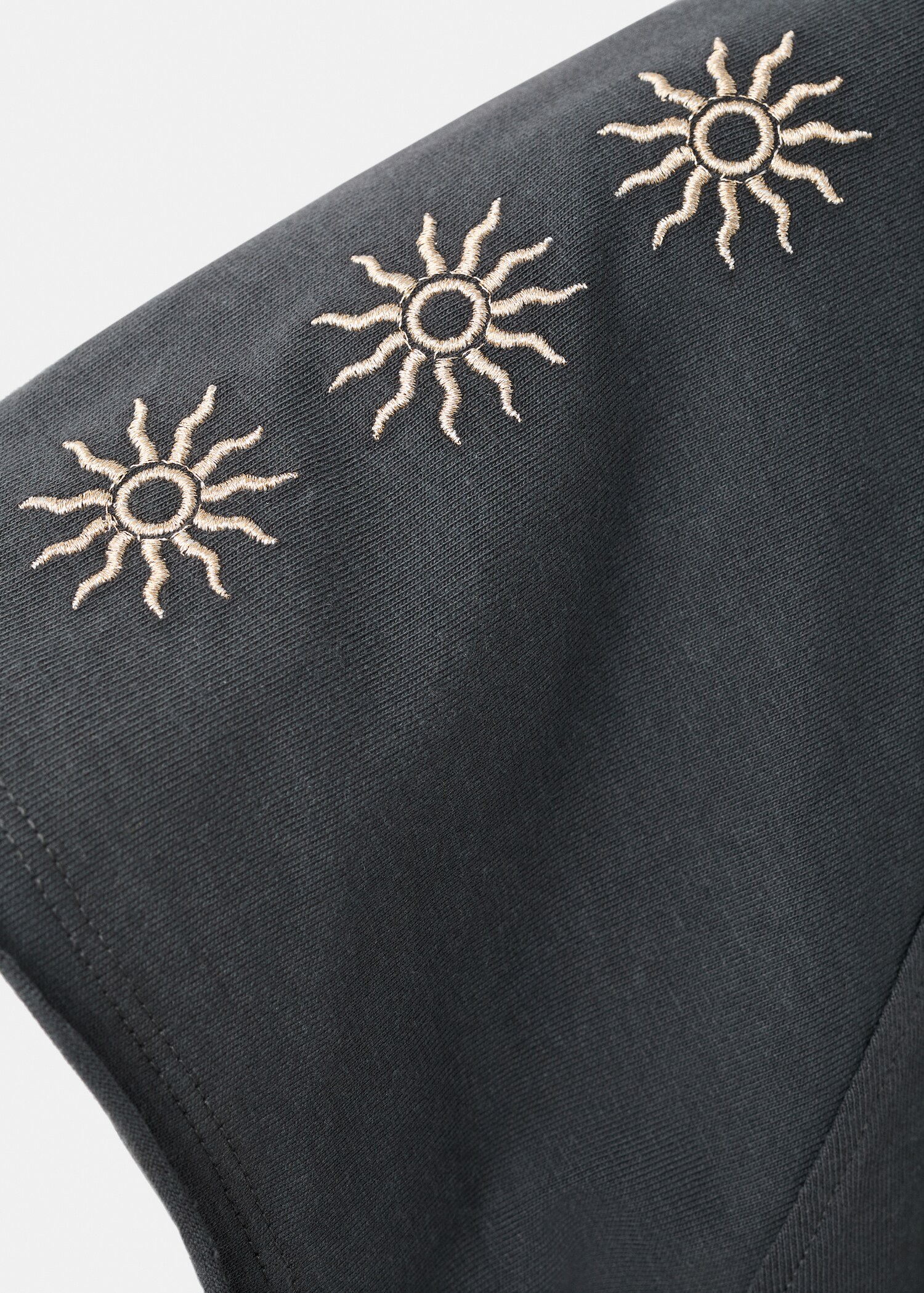 Embroidered cotton T-shirt - Details of the article 0