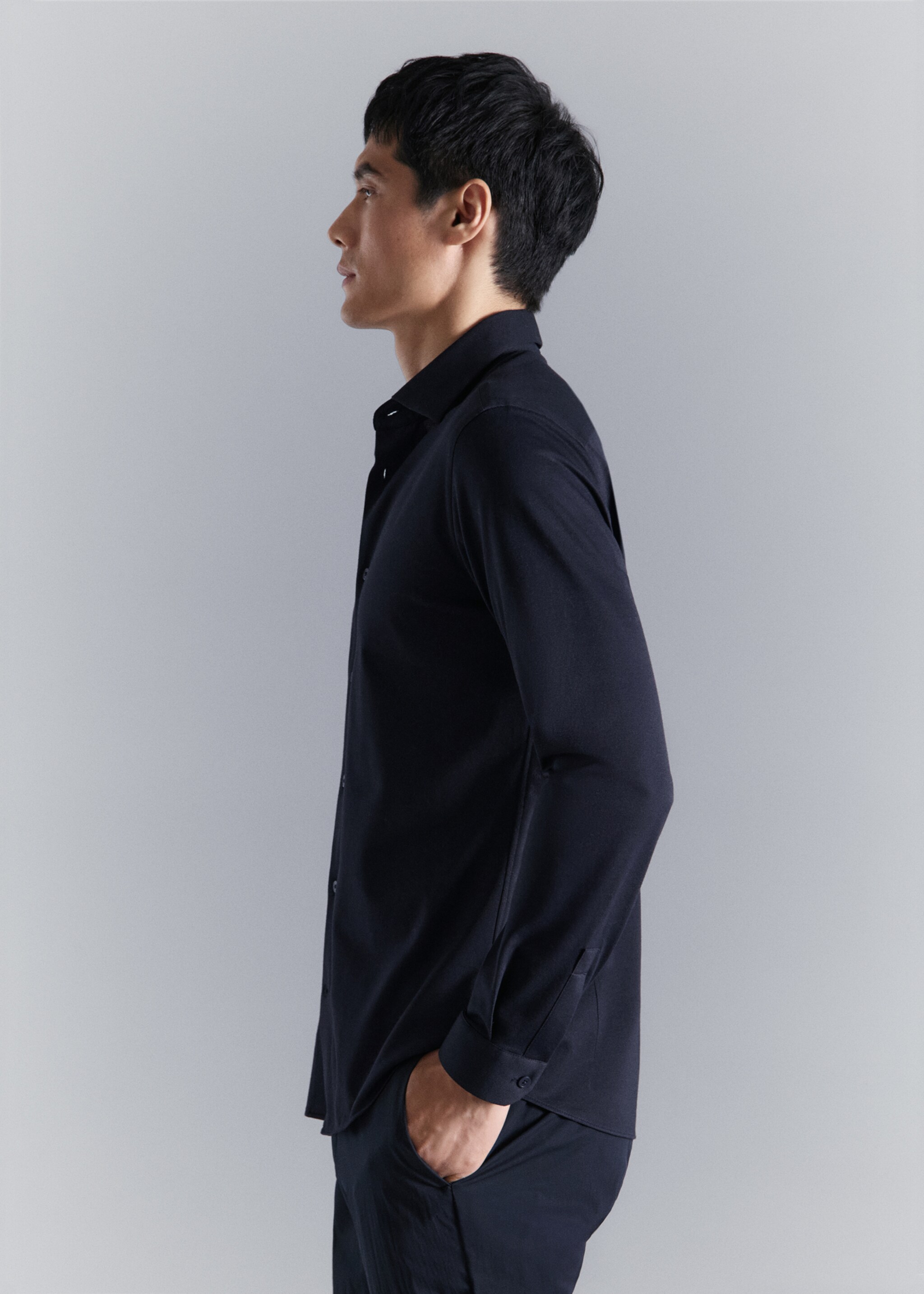 Comfort stretch non-iron shirt - Details of the article 2, Navy. Ref: 27054422-00.