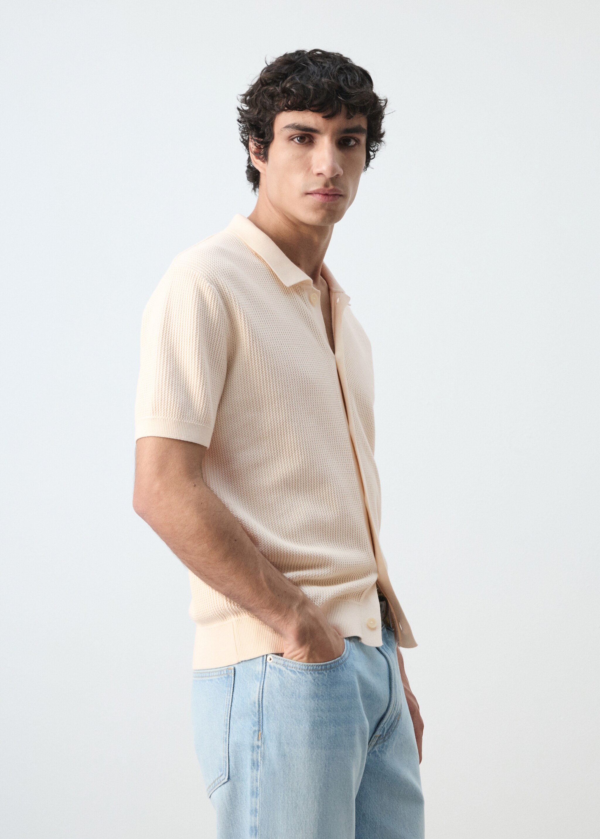 100% cotton structured knit polo with buttons - Details of the article 2, Off White. Ref: 27054426-00.