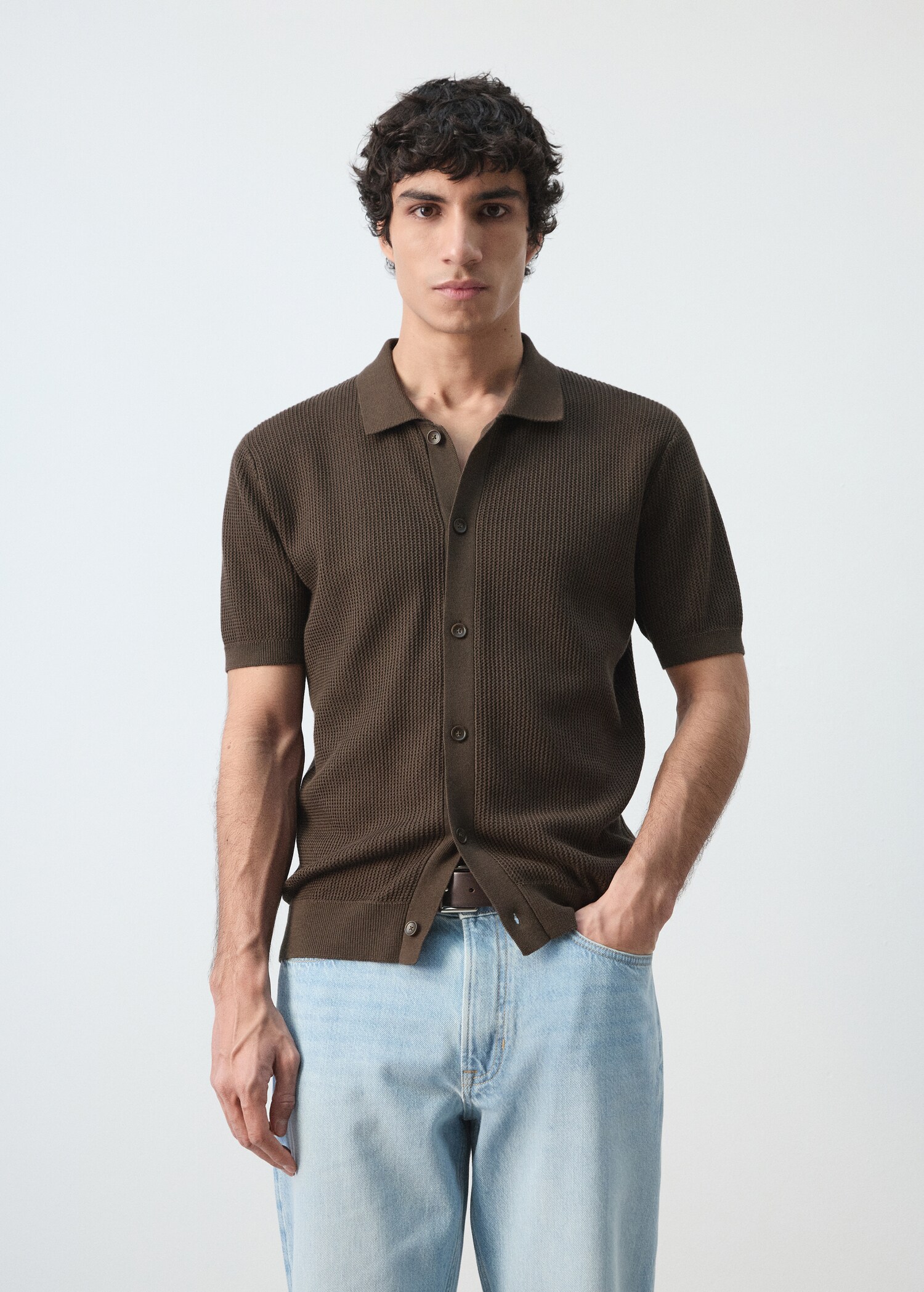 100% cotton structured knit polo with buttons - Medium plane