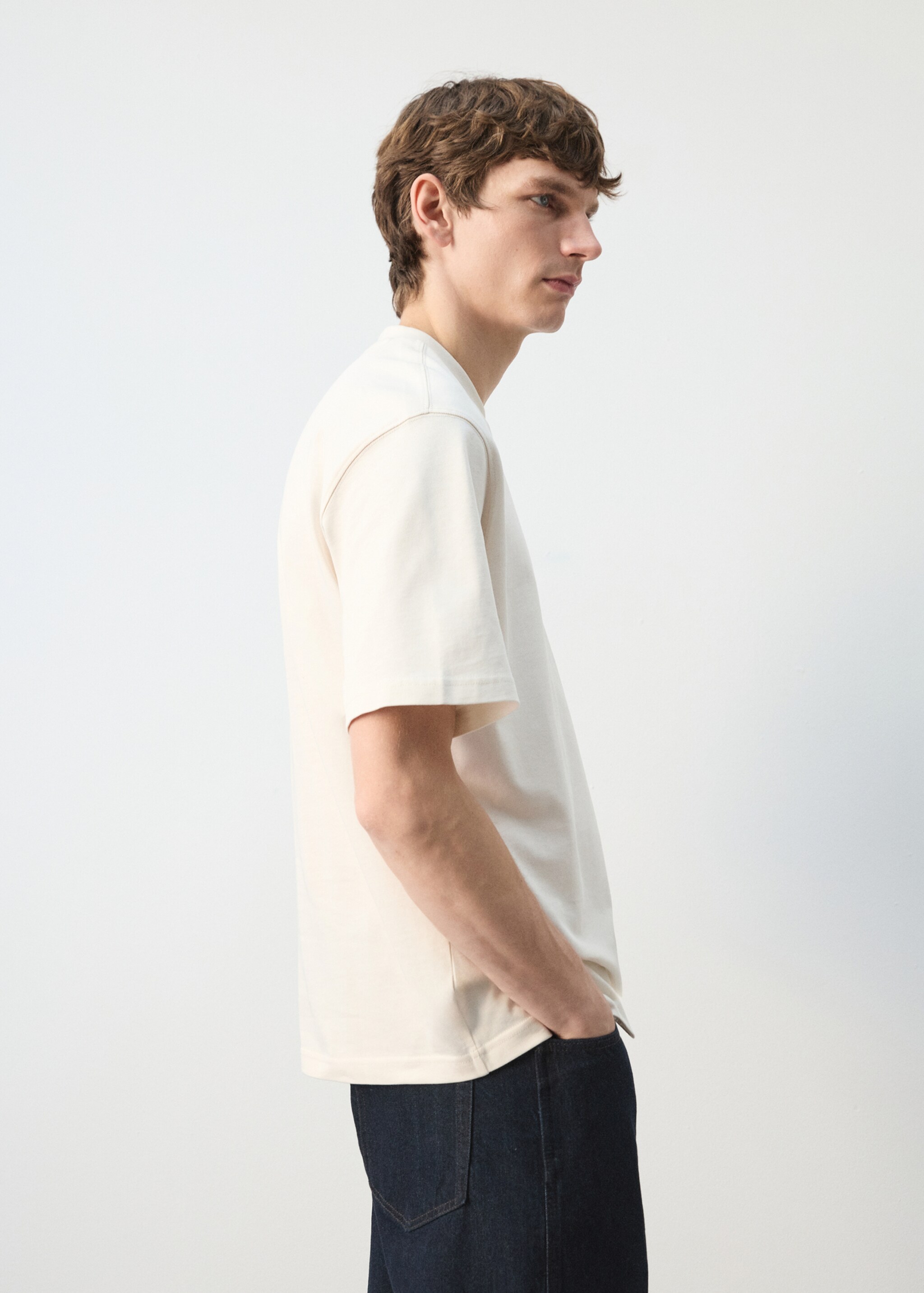 Camiseta heavy weight relaxed fit - Detalle del artículo 2, Crudo. Ref: 27054430-00.