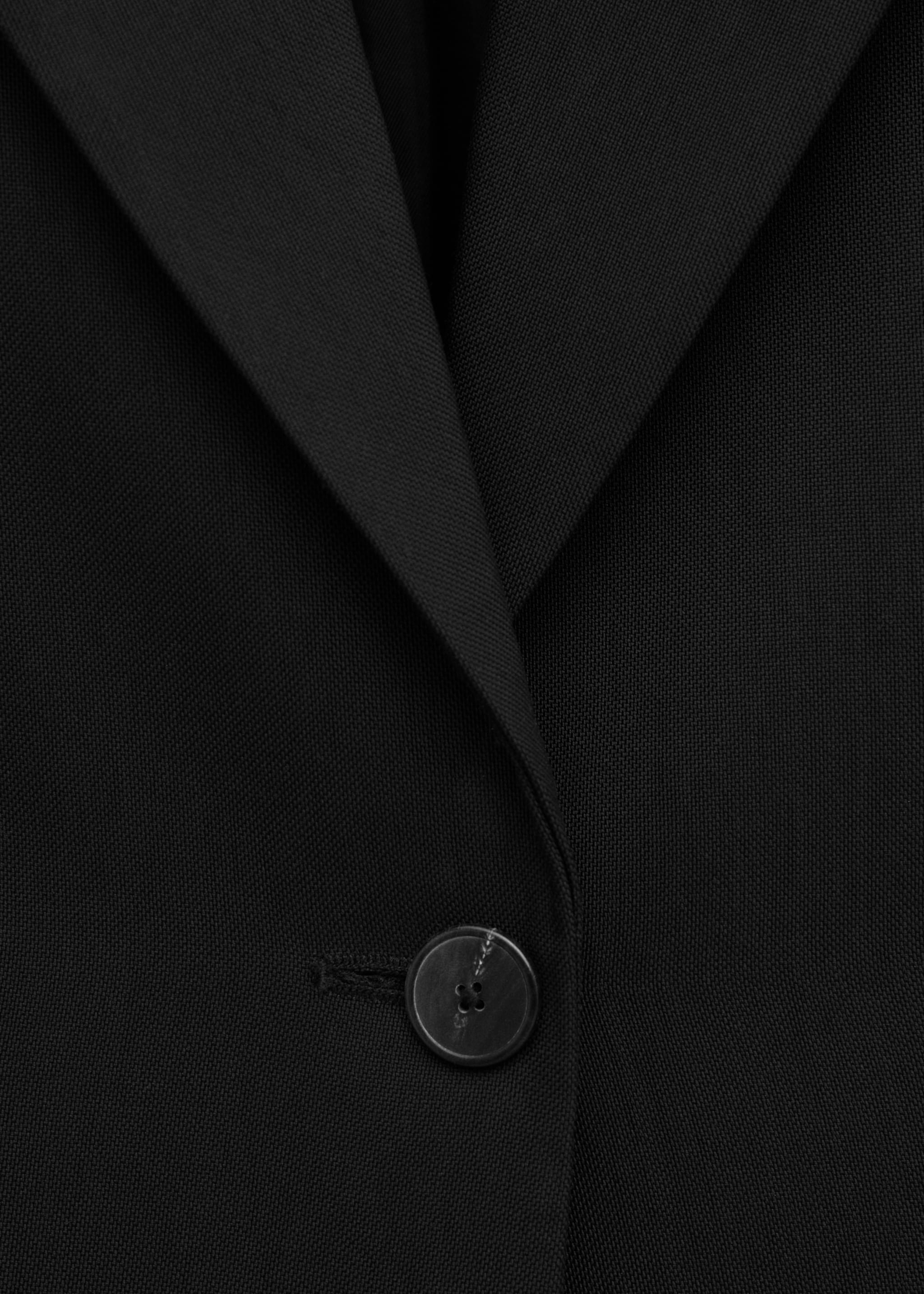 Fitted lyocell jacket - Details of the article 8, Black. Ref: 27054446-00.
