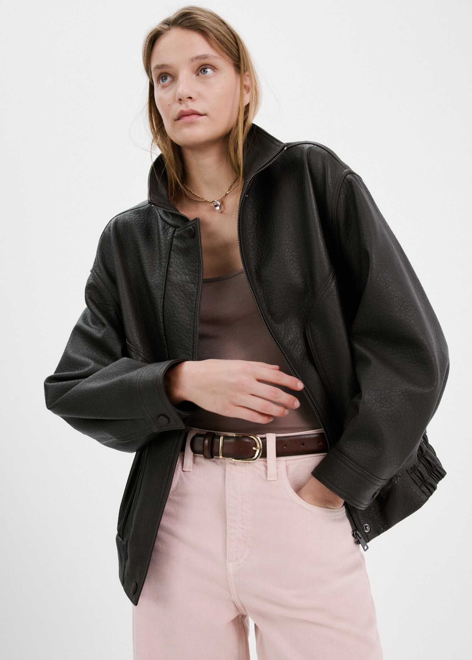 جينز باريل بخصر عالي - تفاصيل المنتج 1