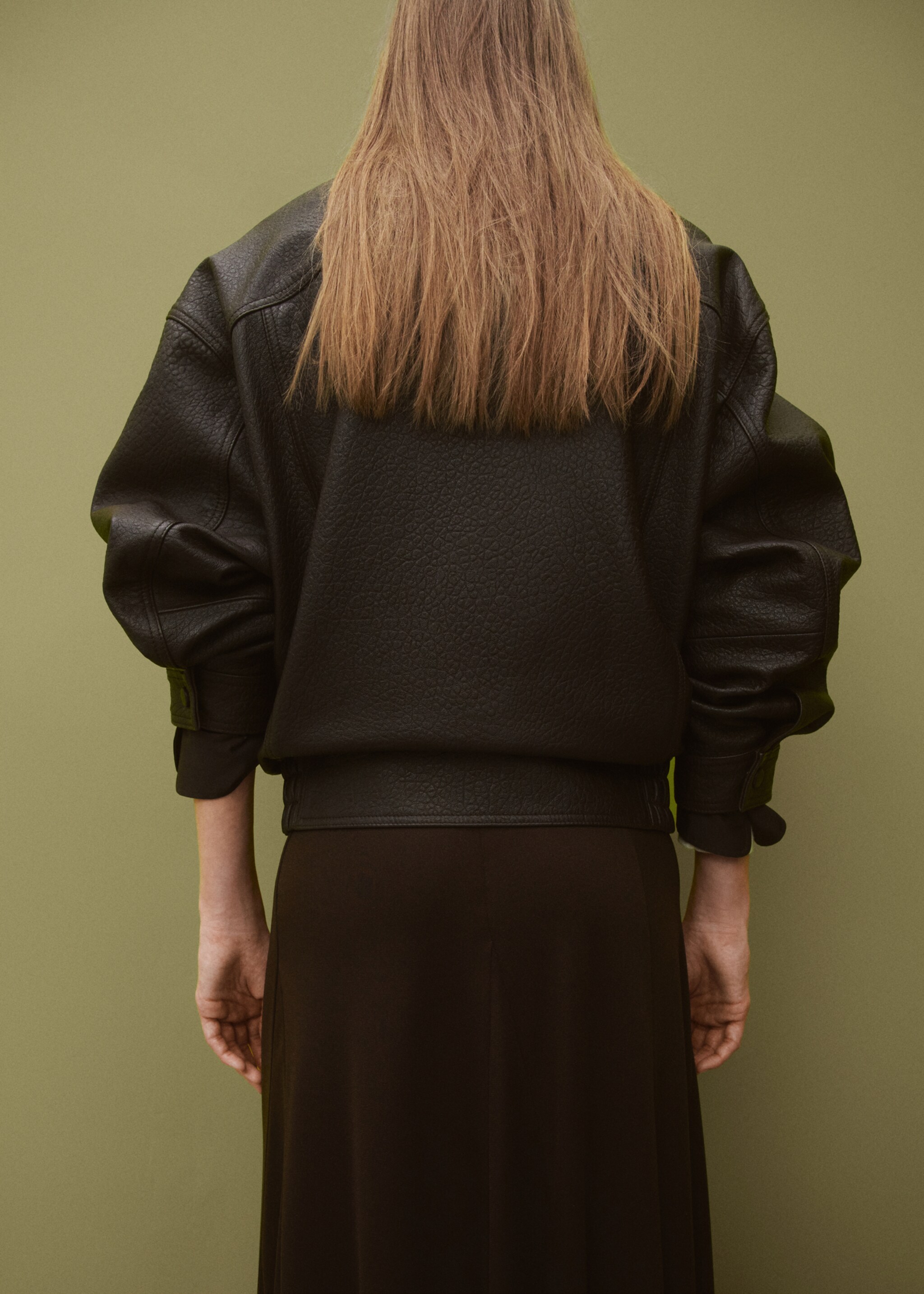 100% leather oversized funnel neck jacket - Reverse of the article, Brown. Ref: 27054773-00.