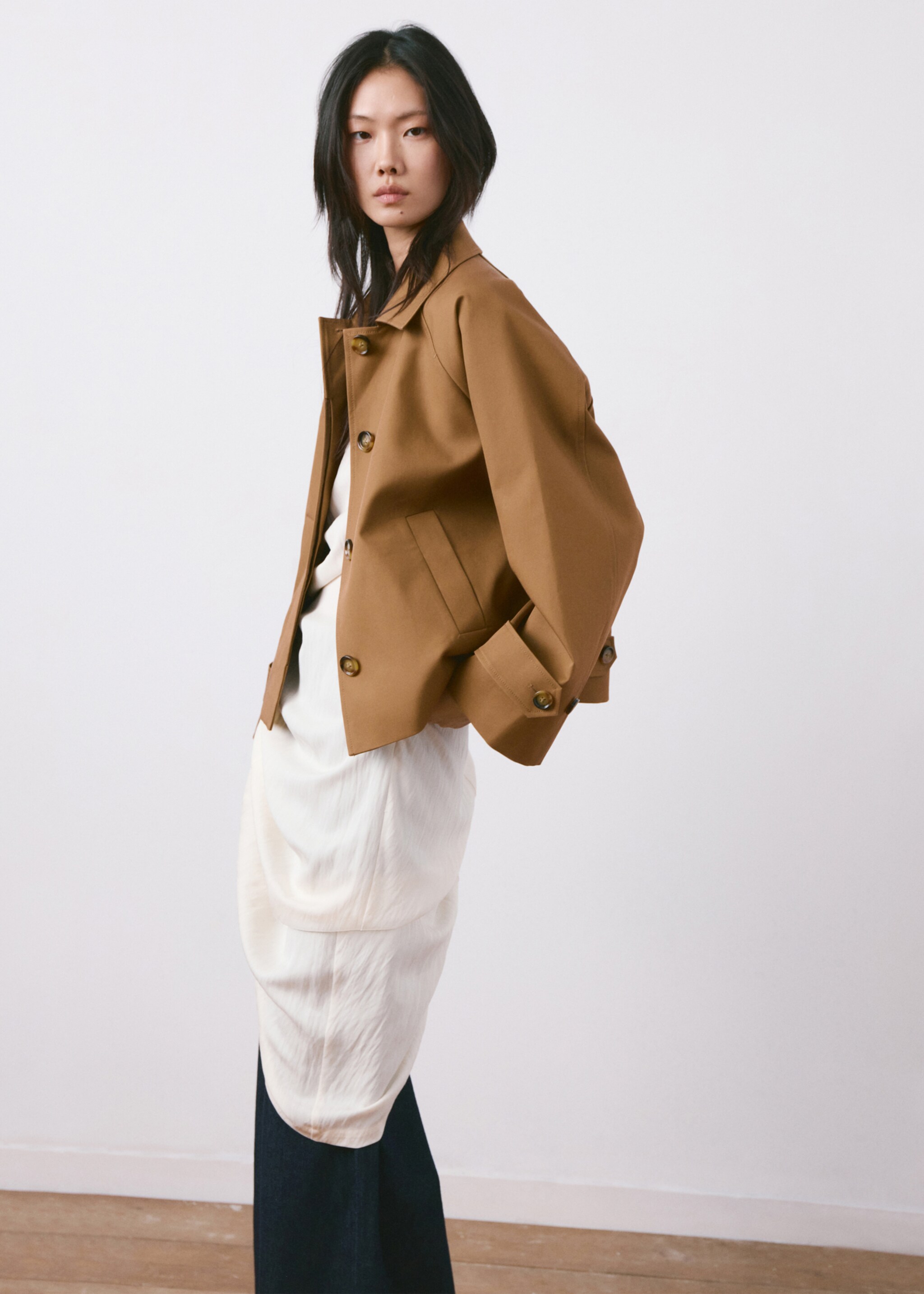 Chaqueta cuba - Detalle del artículo 2, Marrón medio. Ref: 27054774-00.