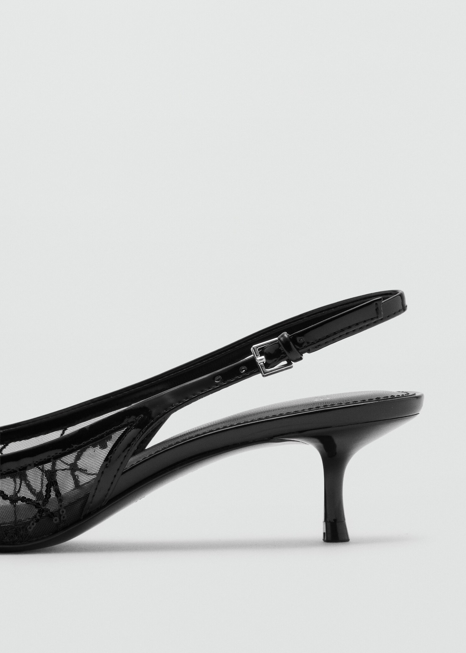 Kitten-heel shoes embroidered with sequins - Details of the article 1