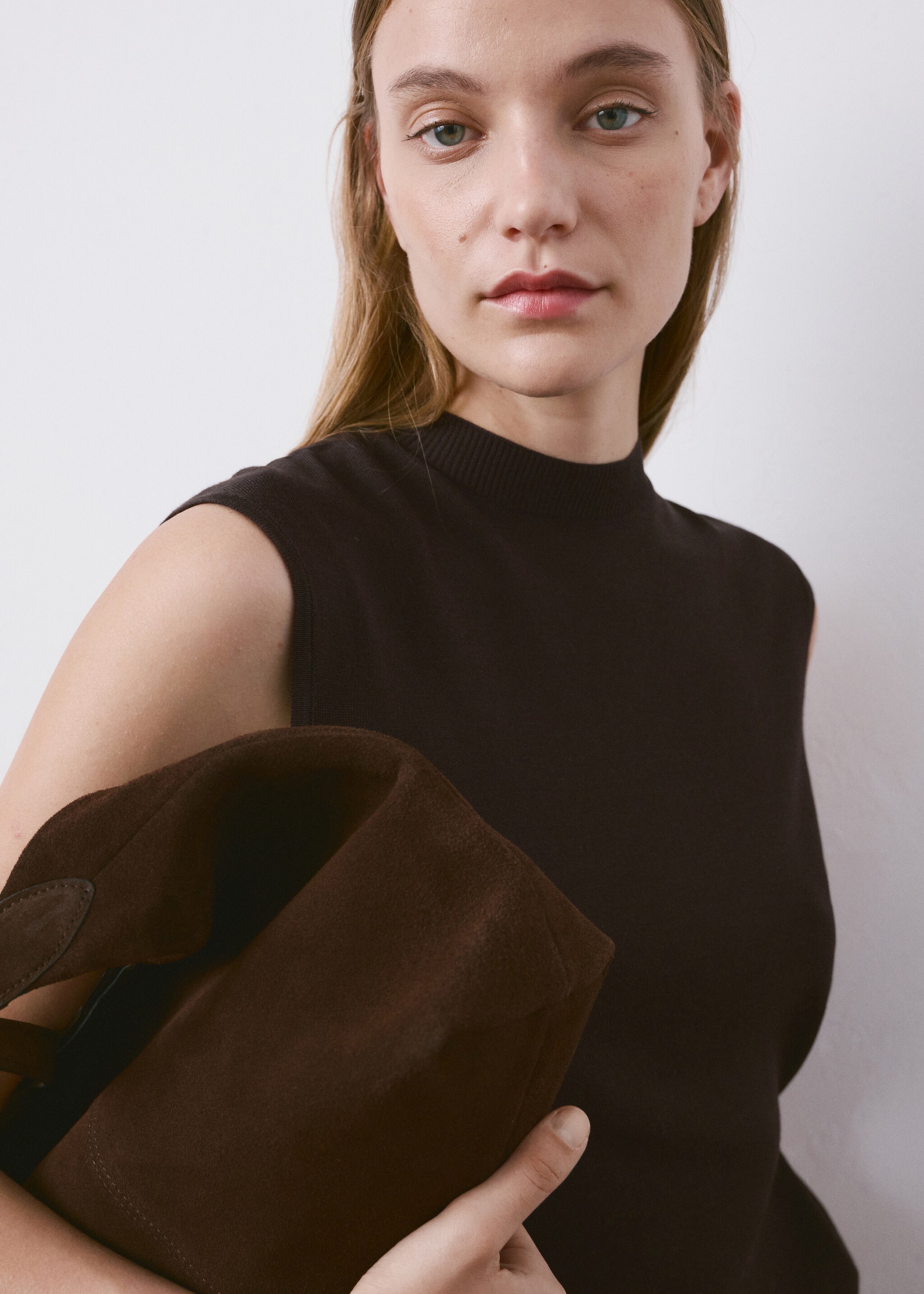 Top maille froncé sur le côté - Détail de l'article 1, Chocolat. Ref: 27055819-00.