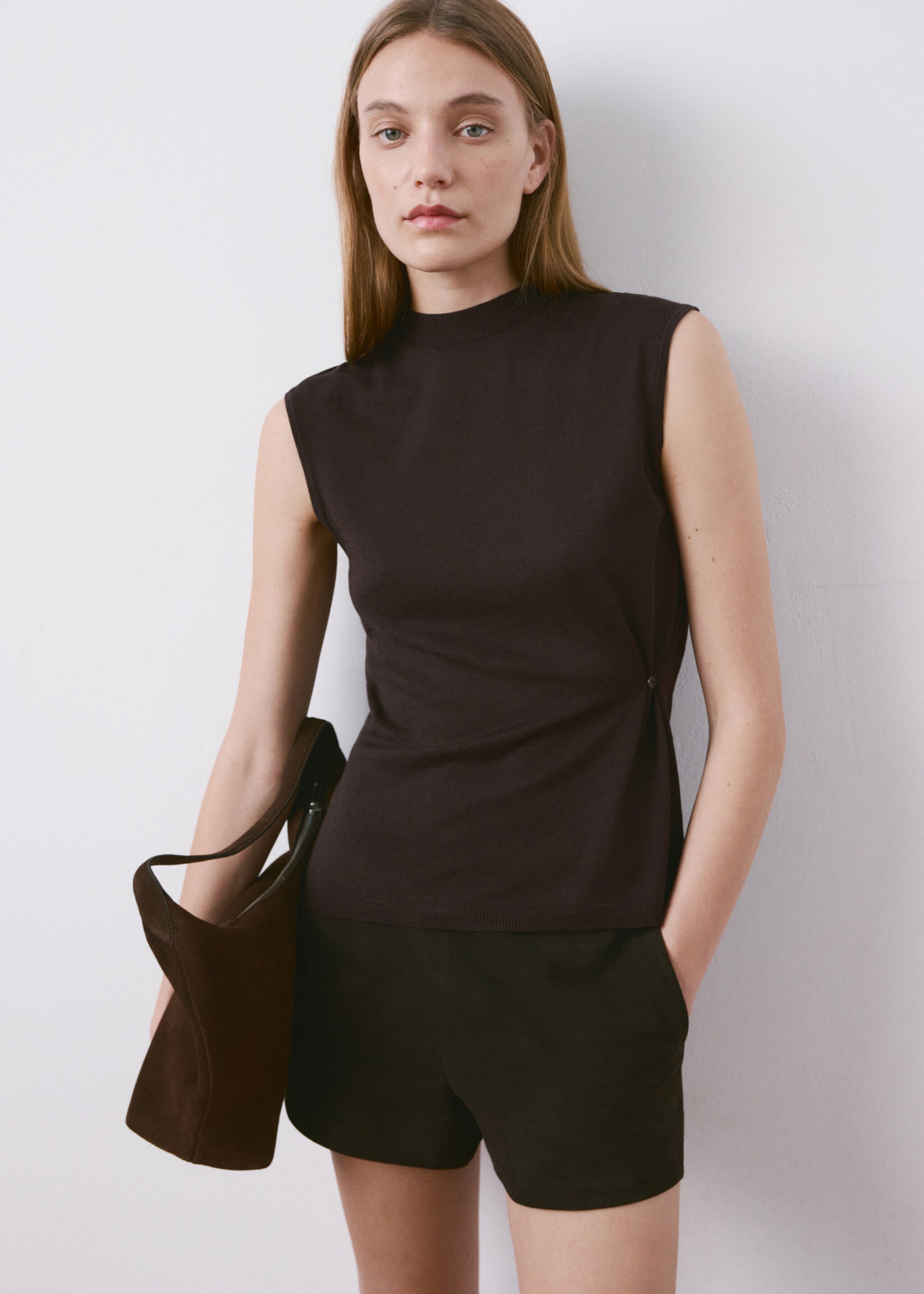 Top maille froncé sur le côté - Détail de l'article 6, Chocolat. Ref: 27055819-00.